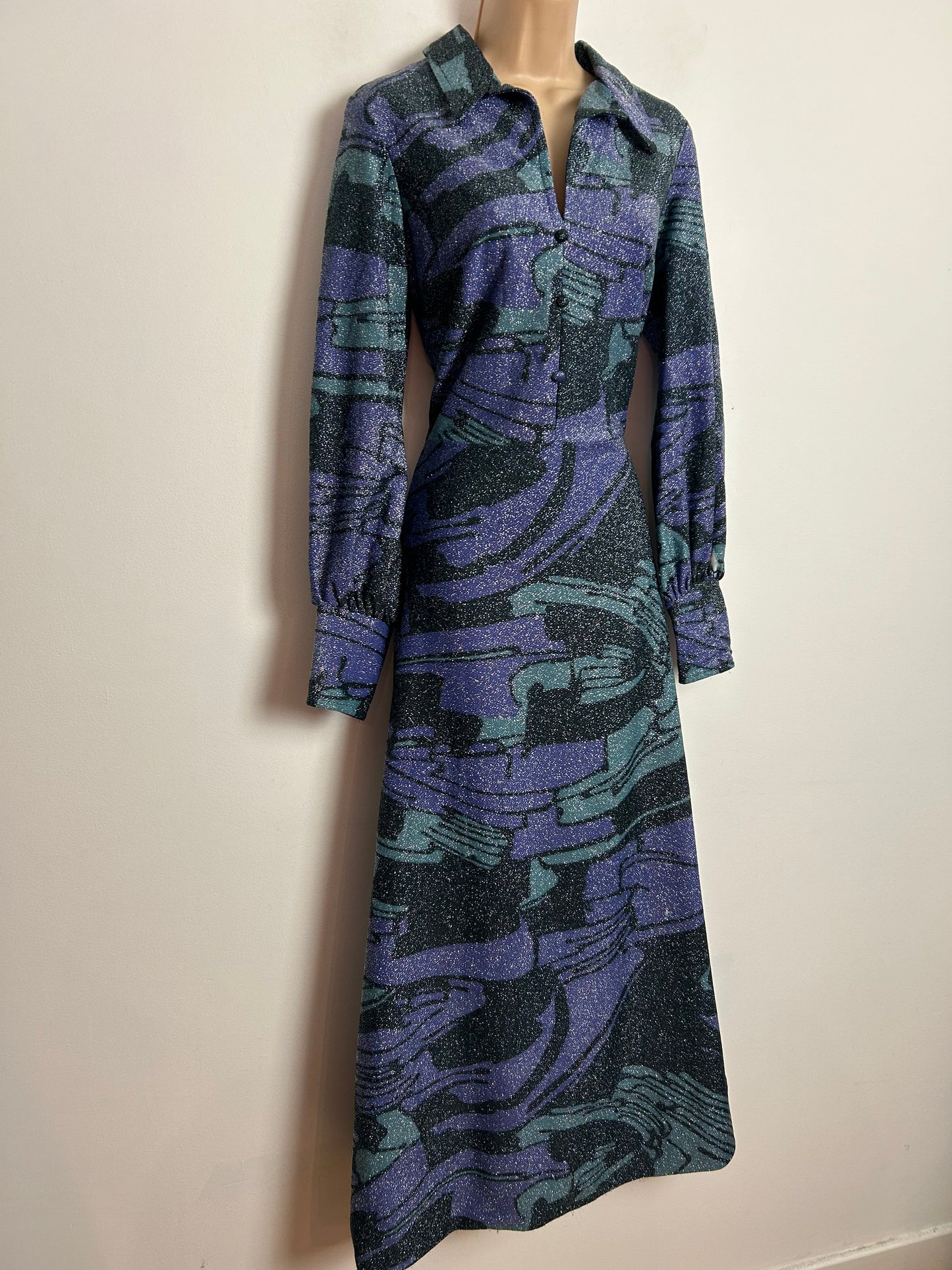 Vintage 1970s UK Size 10-12 Dark Grey Silver & Purple Lurex Abstract Print Long Sleeve Occasion Evening Maxi Dress