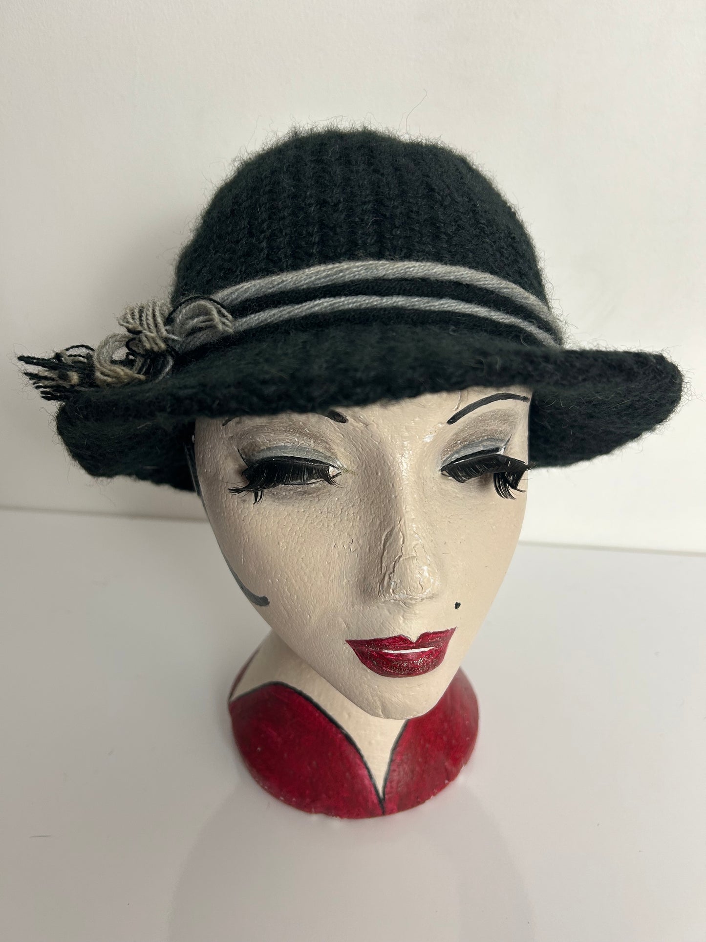 Vintage FAVORITE MODELL Black Wool Mix Braid Trim Trilby Style Hat