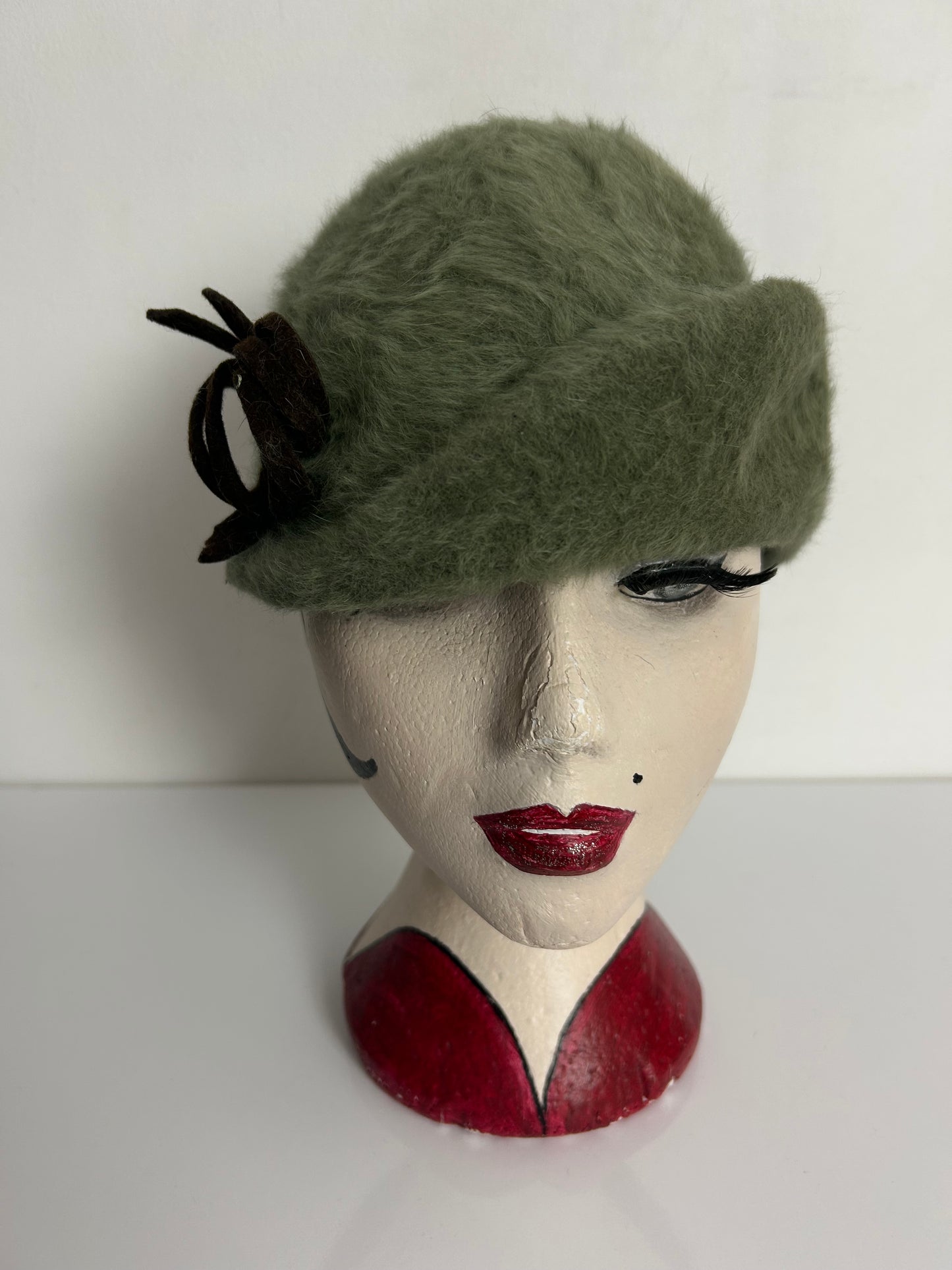 Vintage 1960s Green Angora Soft Touch Felt Floral Detail Cloche Style Hat