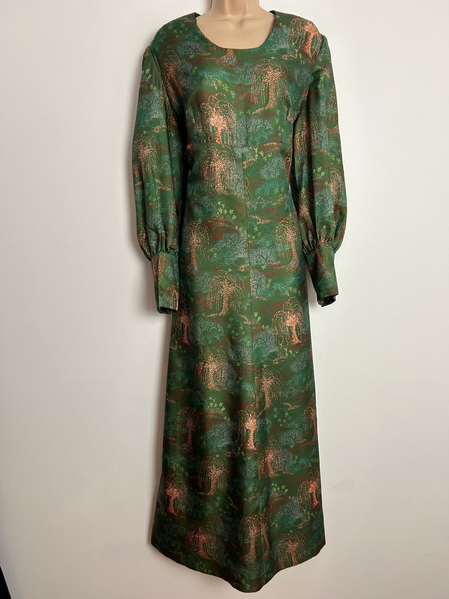 Vintage 1970s UK Size 16 Green & Coral Weeping Willow Tree Print Long Sleeve Boho Maxi Dress