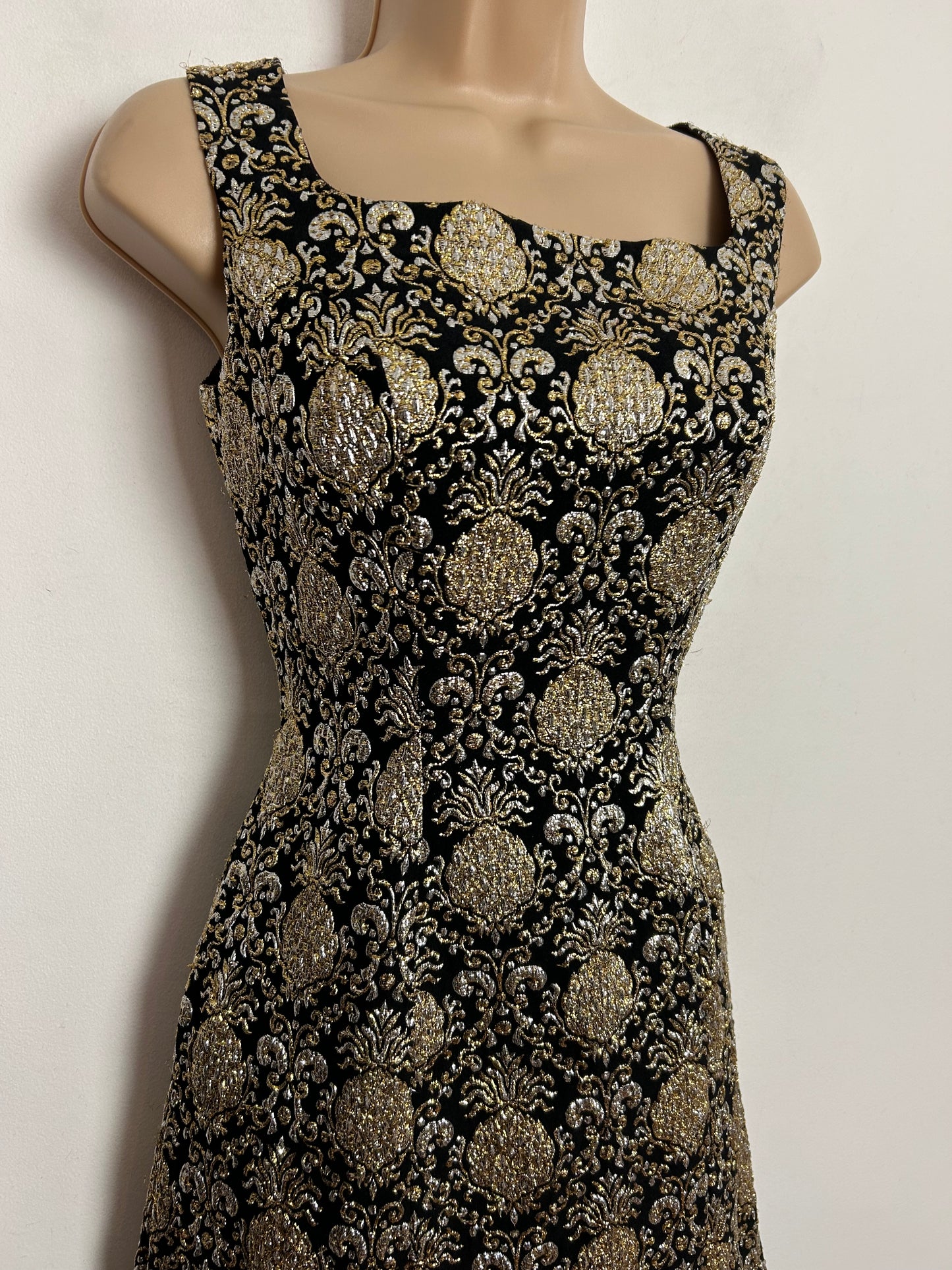 Vintage 1960s UK Size 6-8 Black Gold & Silver Brocade Party Occasion Mod Shift Dress