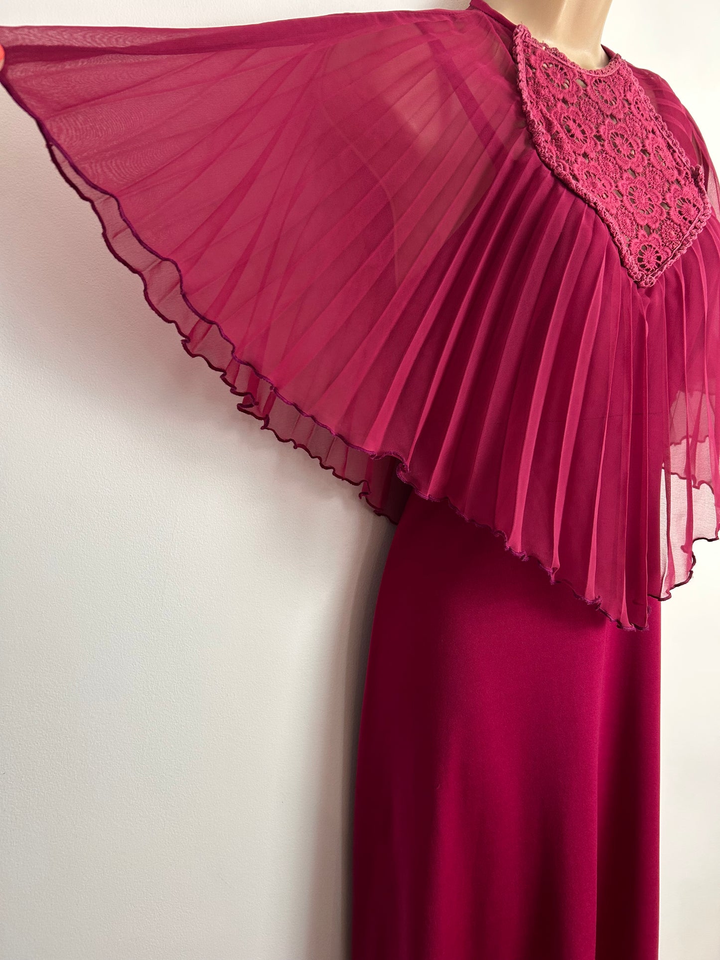 Vintage 1970s Size 12 Pretty Raspberry Pleated & Lace Cape Sleeve Boho Maxi Dress