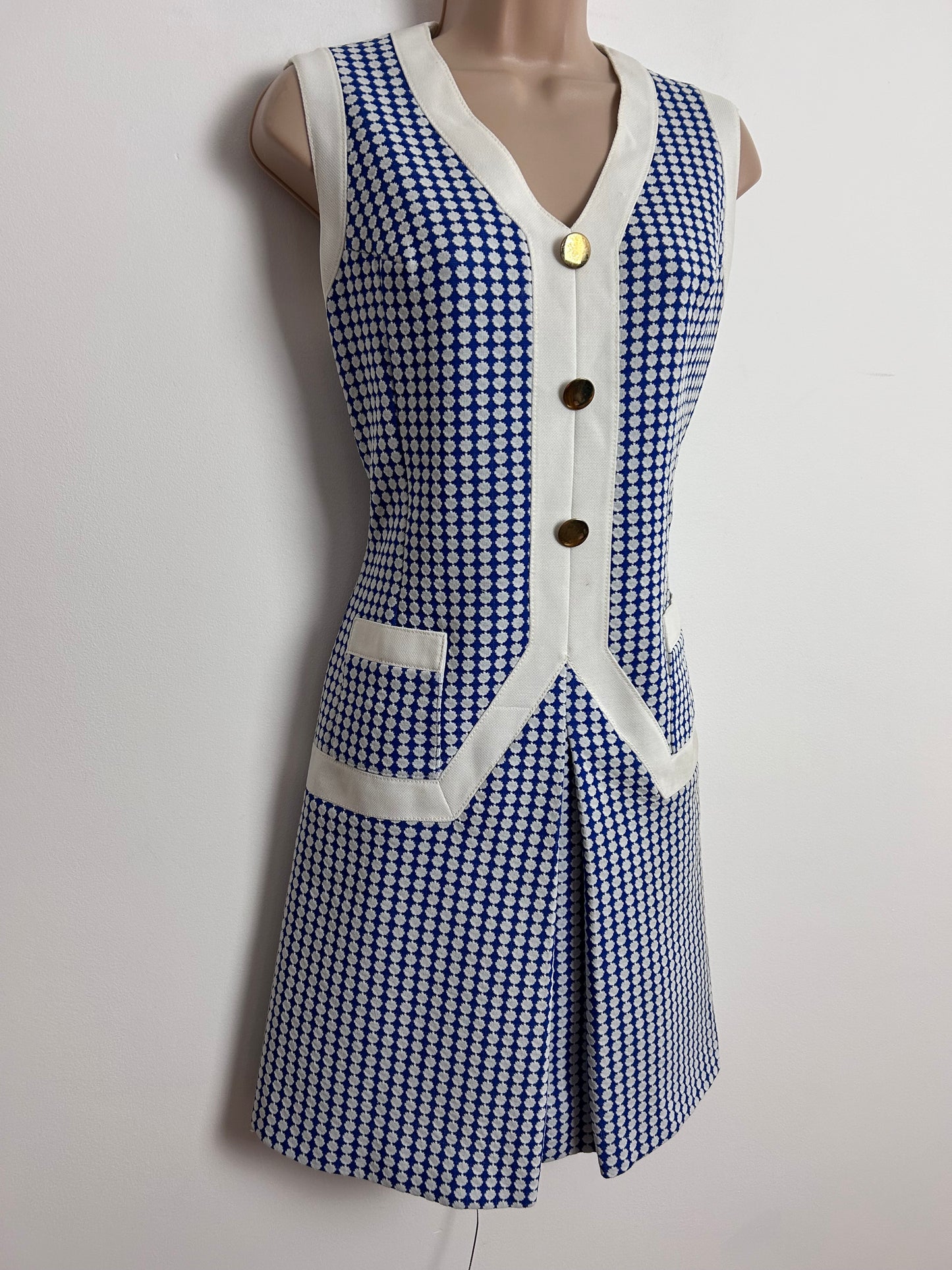 Vintage 1960s UK Size 10 LUCIE LINDEN Blue & White Abstract Pattern Sleeveless Mod Shift Dress