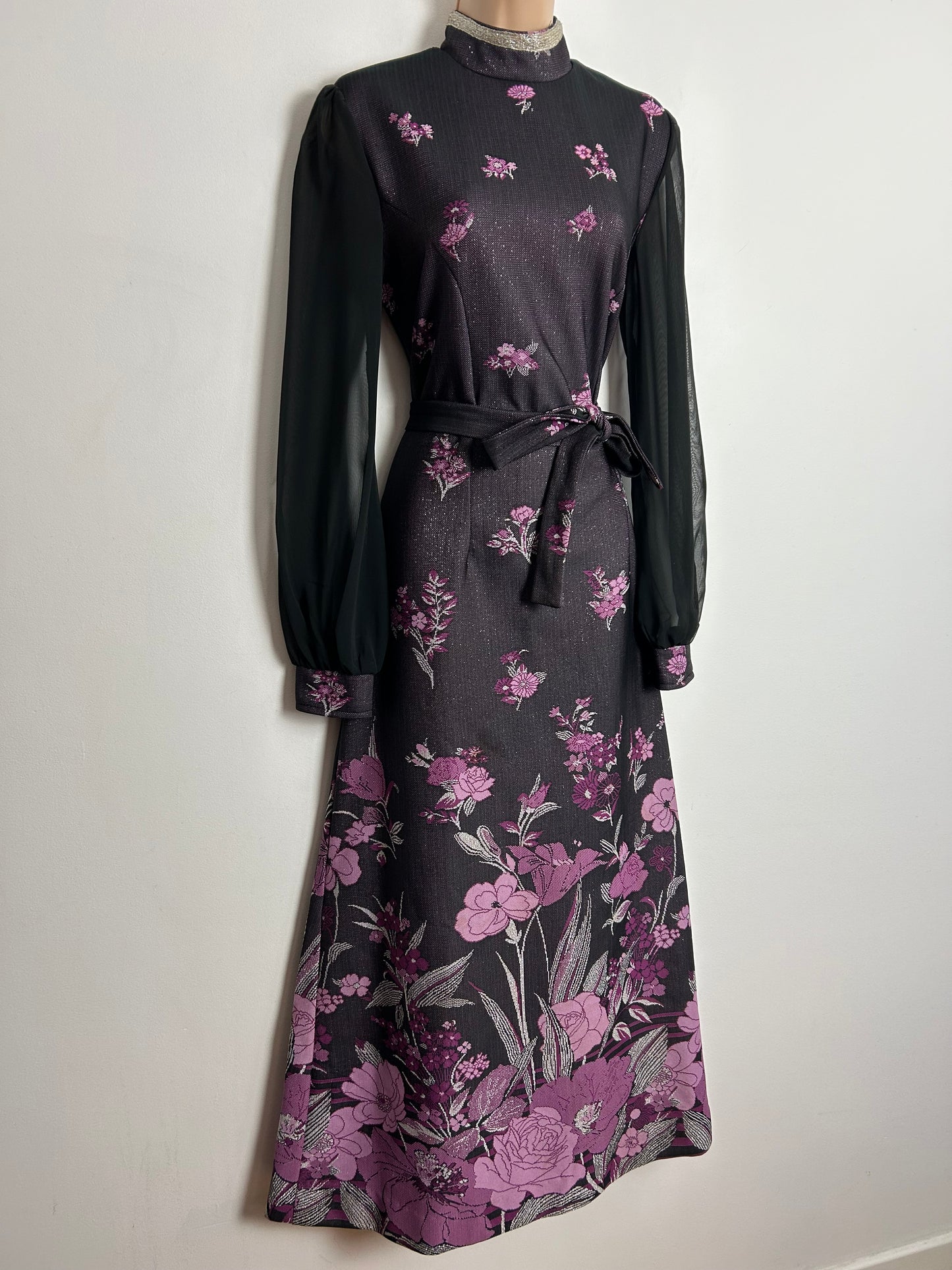 Vintage 1970s UK Size 12 Black Purple Pink & Silver Lurex Floral Print Long Sleeve Belted Occasion Evening Maxi Dress