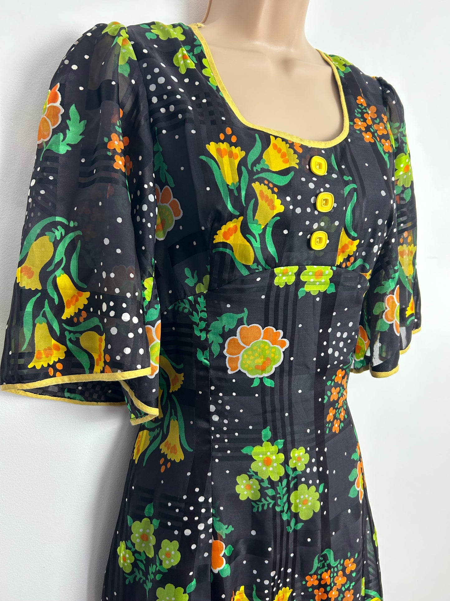 Vintage 1970s Size 8 Black Yellow Orange & Green Floral & Polka Dot Print Short Flared Sleeve Maxi Dress