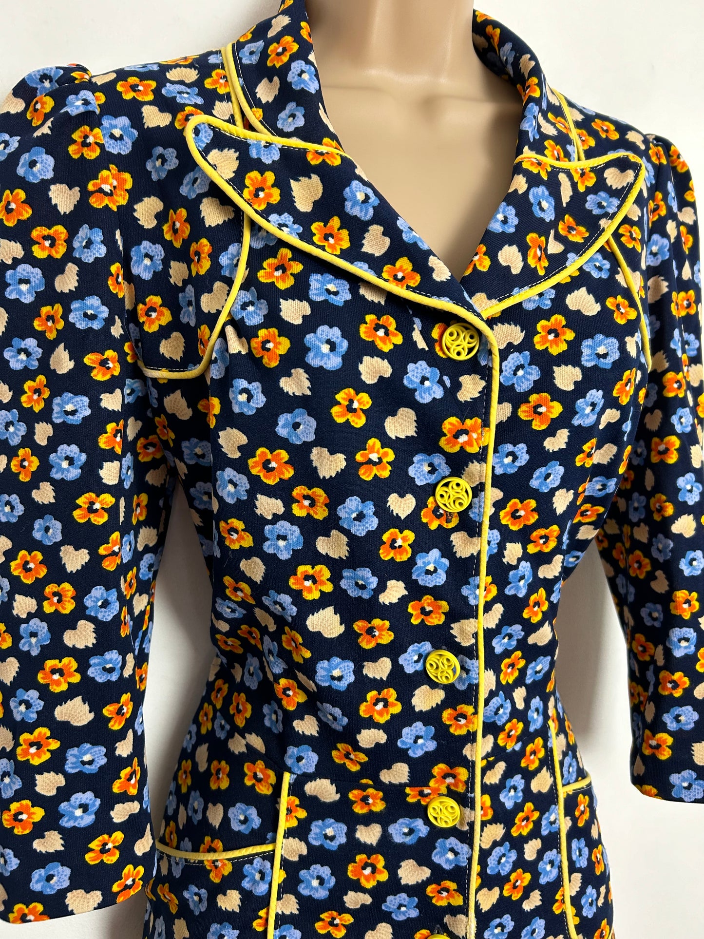 Vintage 1970s UK Size 10 Navy Blue Orange & Yellow Floral Print Feature Collar Day Dress