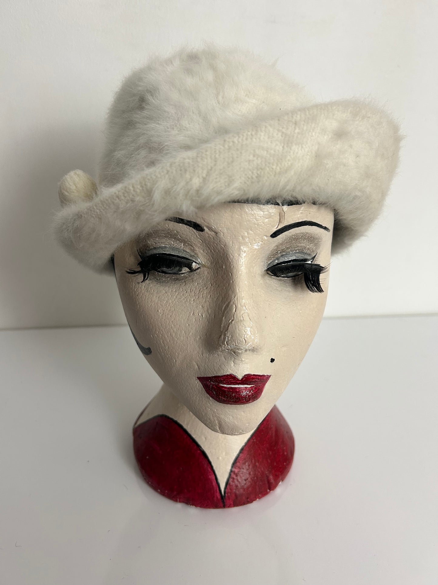 Vintage Cute Cream Angora Mix Bobble Detail Hat
