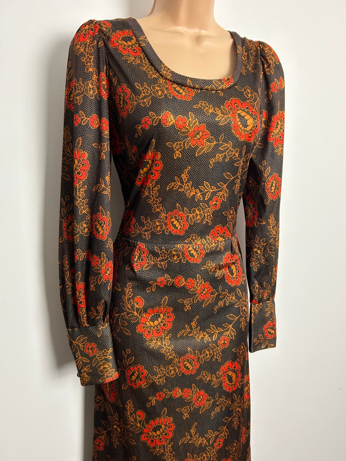 Vintage 1970s Size 8 Brown & Orange Floral & Polka Dot Print Long Sleeve Maxi Dress