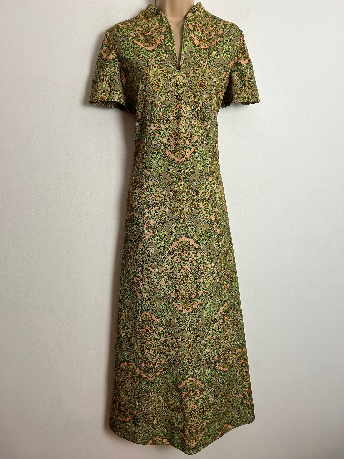 Vintage 1970s UK Size 12 Green & Pale Orange Nouveau Paisley Floral Print Short Sleeve Maxi Dress