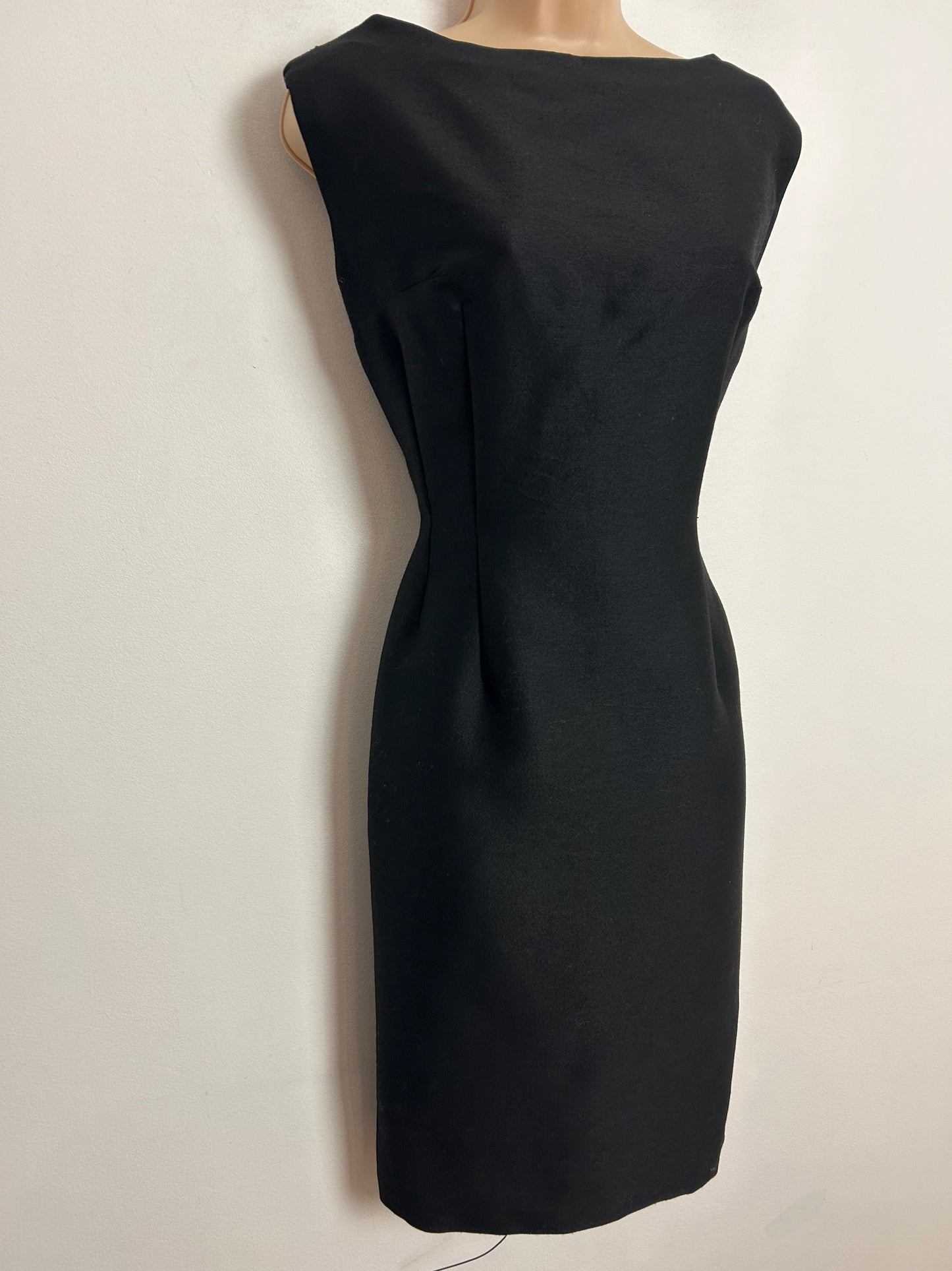 Vintage 1960s UK Size 10 Black Sleeveless Scooped Back Fitted Wiggle Party Dress