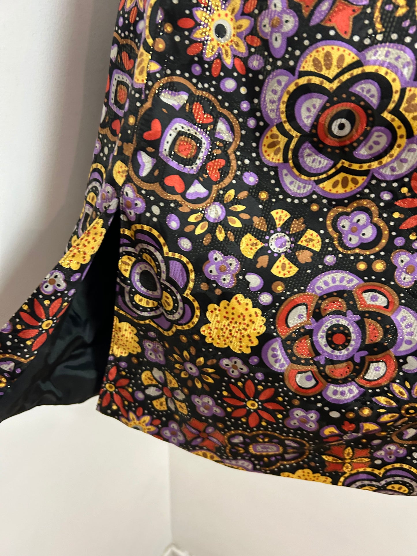 Vintage 1980s HARDOB UK Size 12 Black Lilac Gold & Red Floral Print Lurex Shift Dress/Long Tunic Top