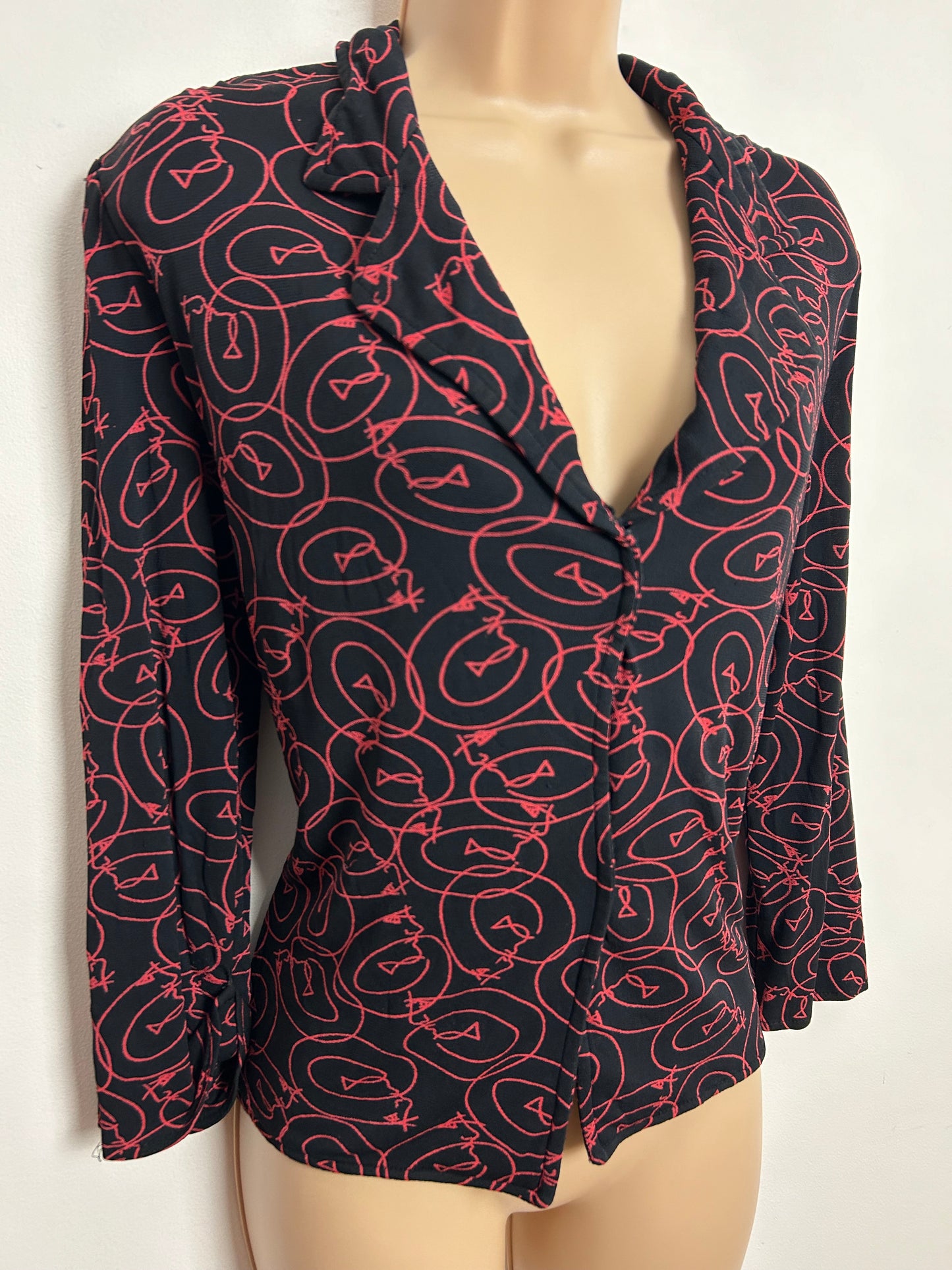 Vintage Late 1970s JAEGER UK Size M (12-14) Black & Red Scribble Print Rayon Long Sleeve Shirt