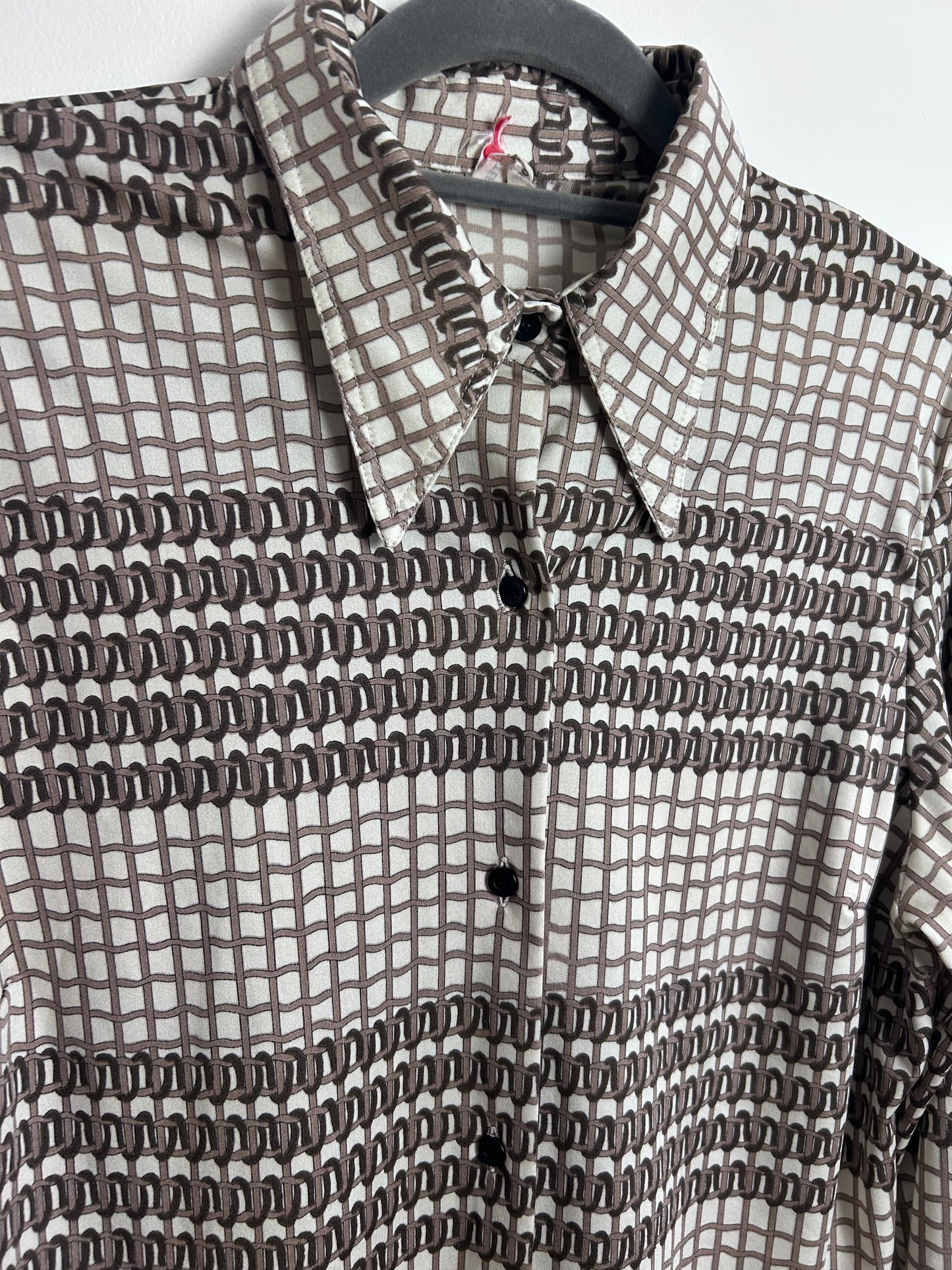 Vintage 1970s Size 12 White Mocha Brown Woven Abstract Print Long Sleeve Shirt