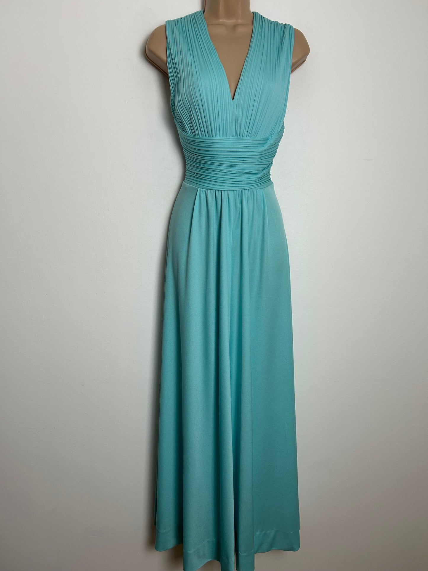 Vintage 1960s CARNEGIE OF LONDON Size 12 Ice Blue Pleated Bodice Sleeveless Occasion Maxi Dress
