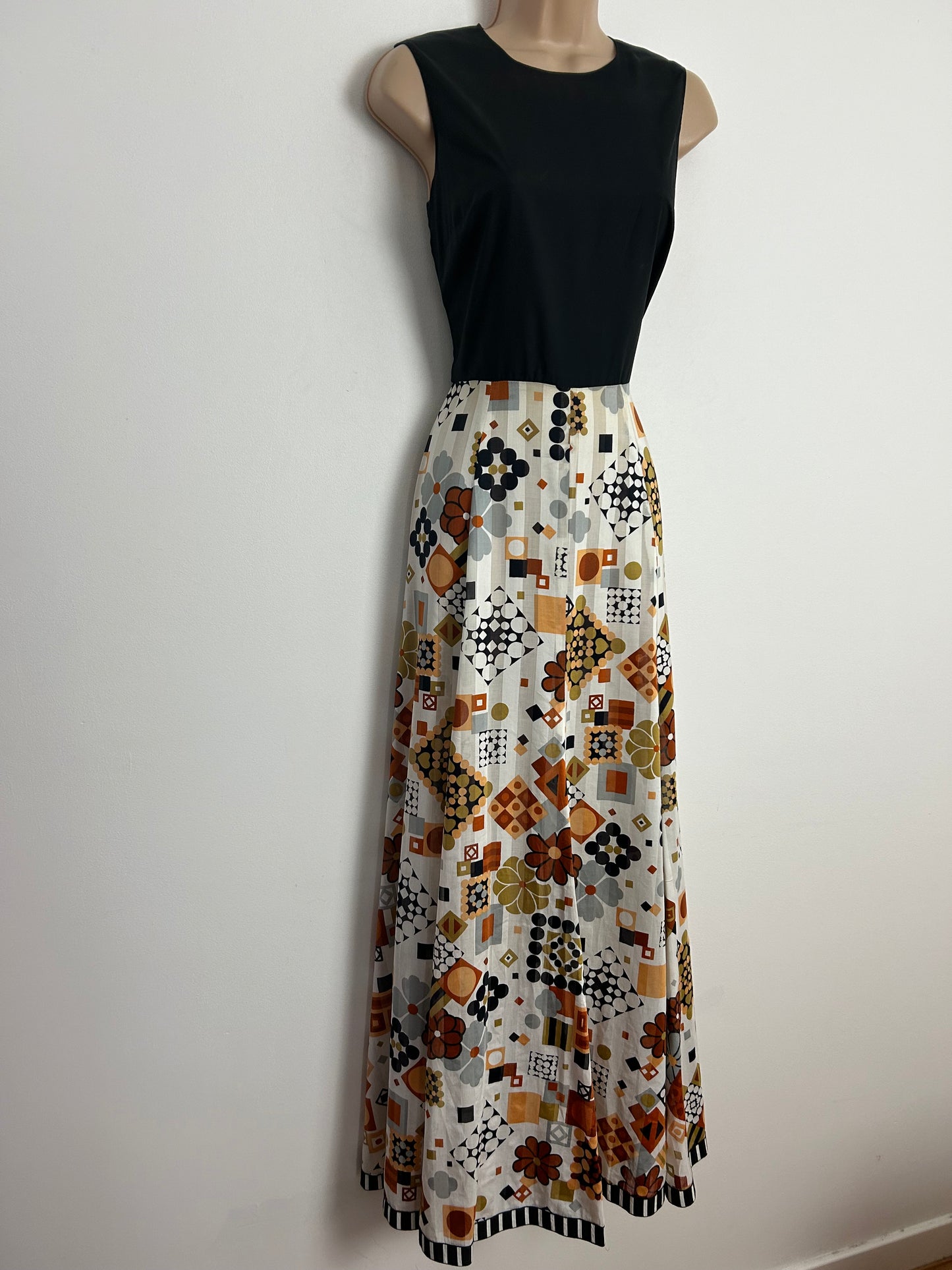 Vintage 1970s UK Size 8 Black White Rusty Brown Sandy Beige & Grey Floral Square & Spot Print Sleeveless Maxi Dress