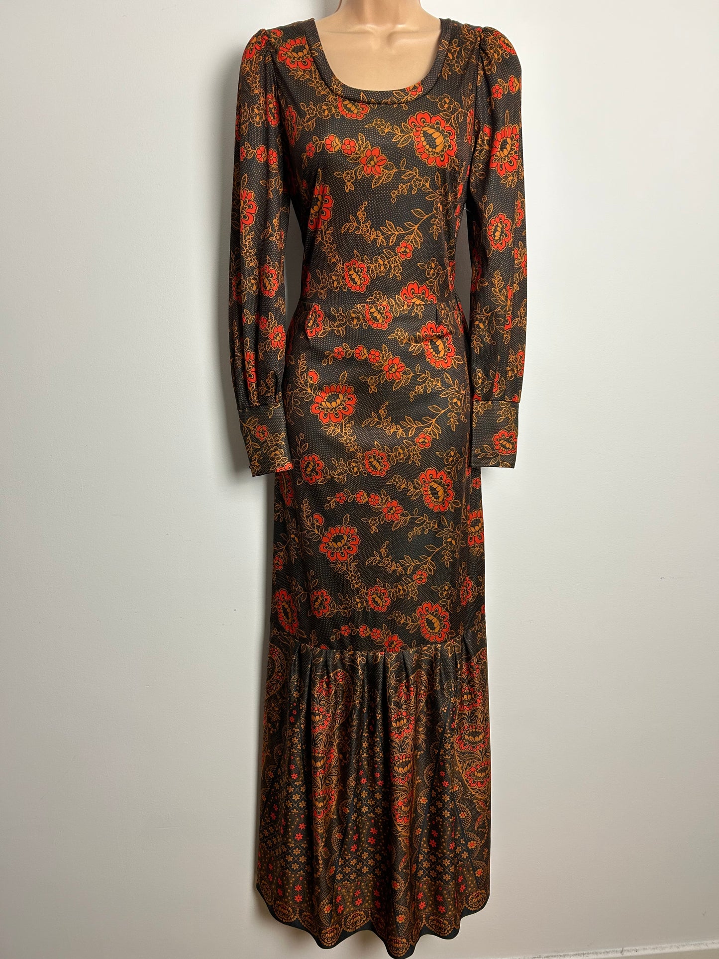 Vintage 1970s Size 8 Brown & Orange Floral & Polka Dot Print Long Sleeve Maxi Dress