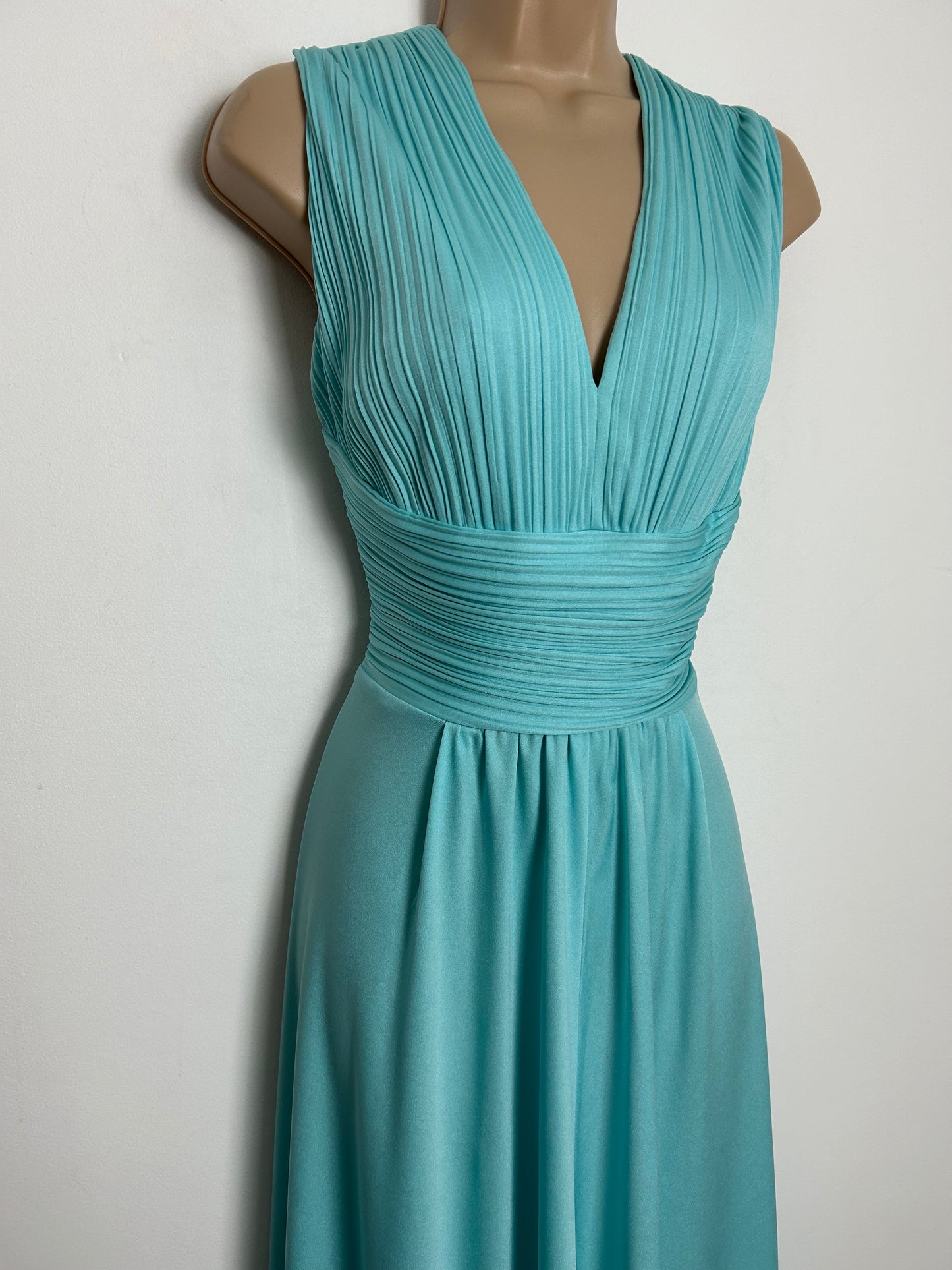 Vintage 1960s CARNEGIE OF LONDON Size 12 Ice Blue Pleated Bodice Sleeveless Occasion Maxi Dress