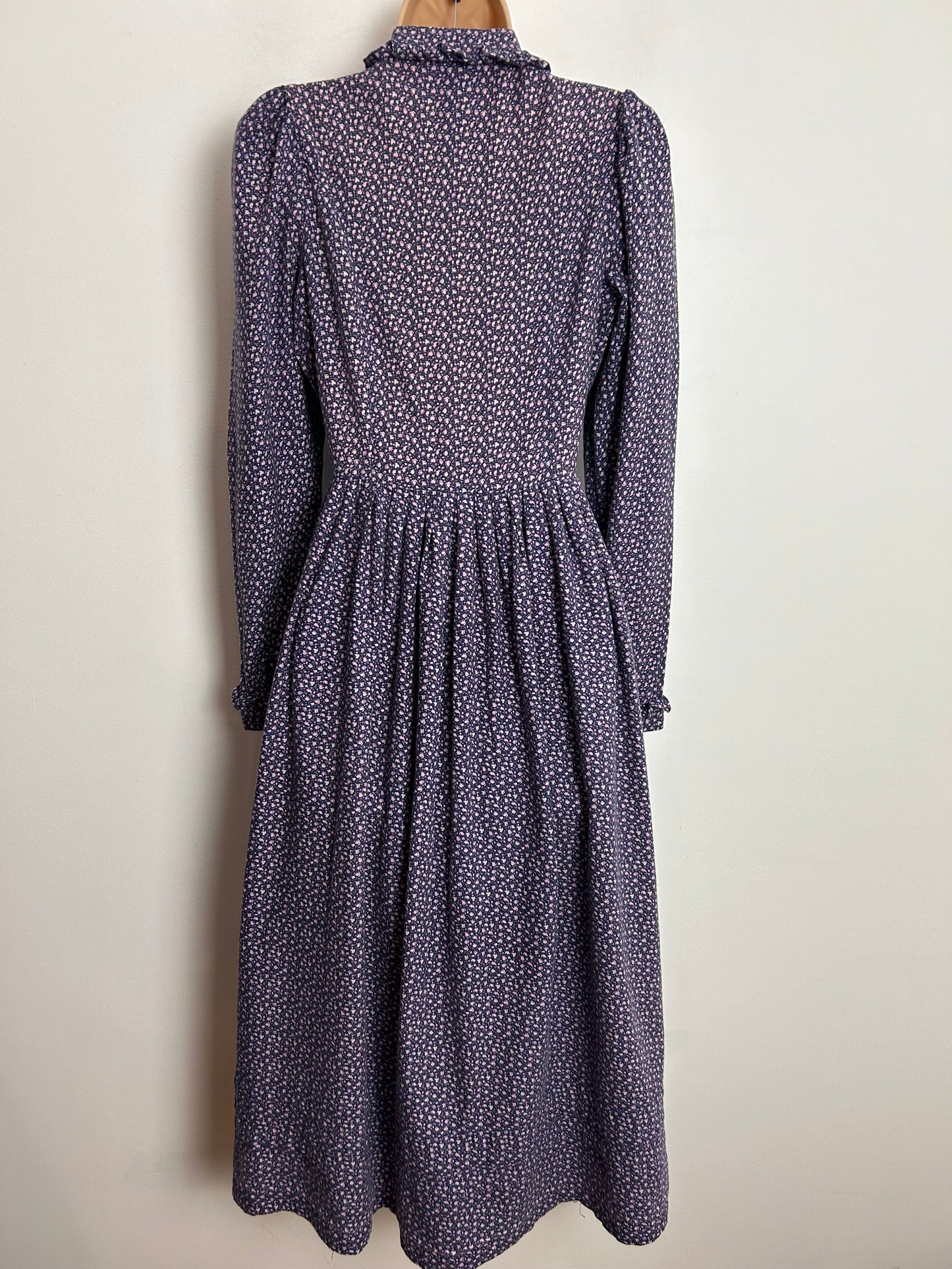 Vintage 1980s LAURA ASHLEY UK Size 8 (UK Size 12 On Label) Purple & Pink Floral Print Cotton Cottage Core Dress 8