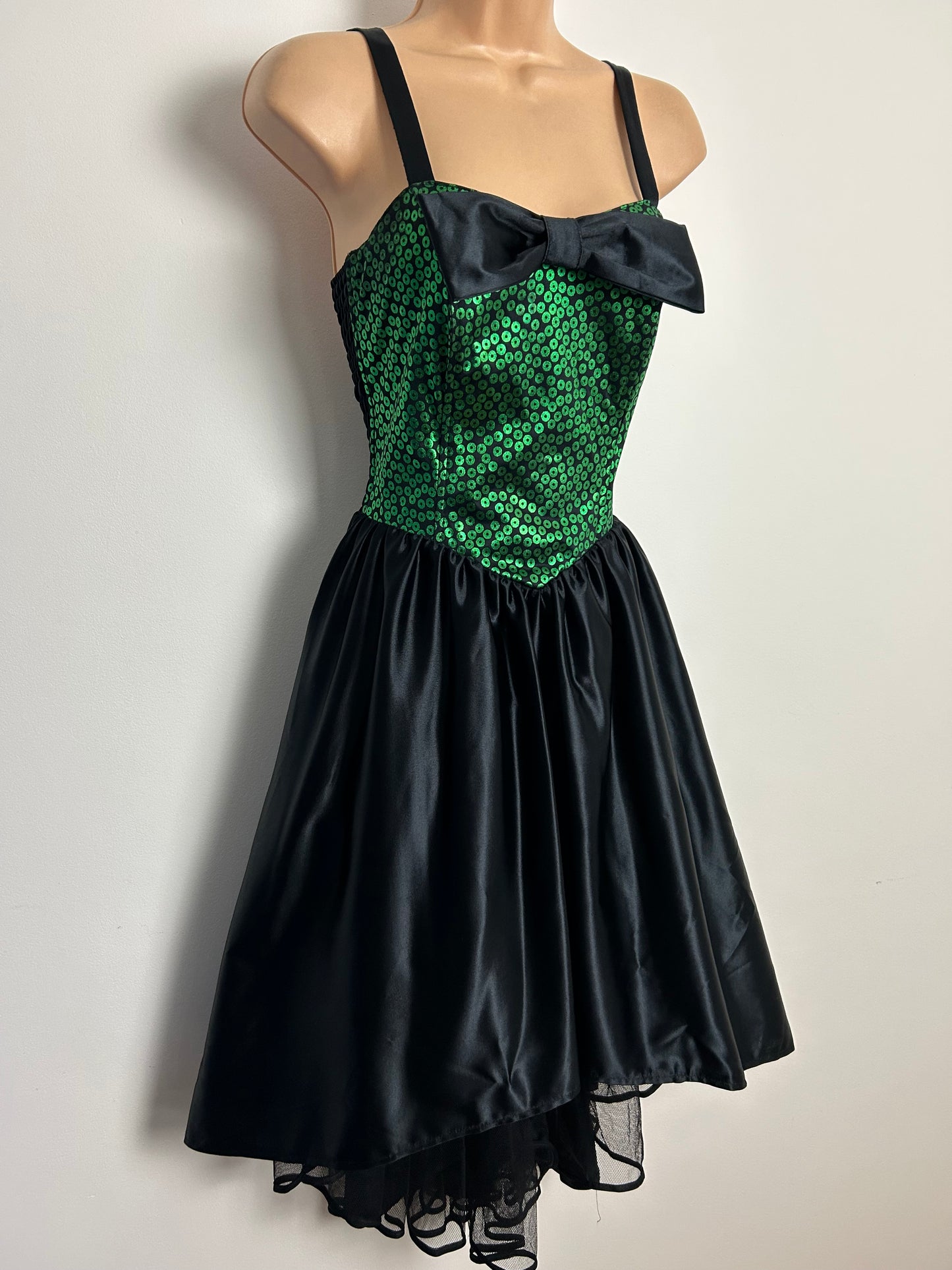Vintage 1980s Size 8 Black & Green Disc Print Bow Detail Party Prom Dress