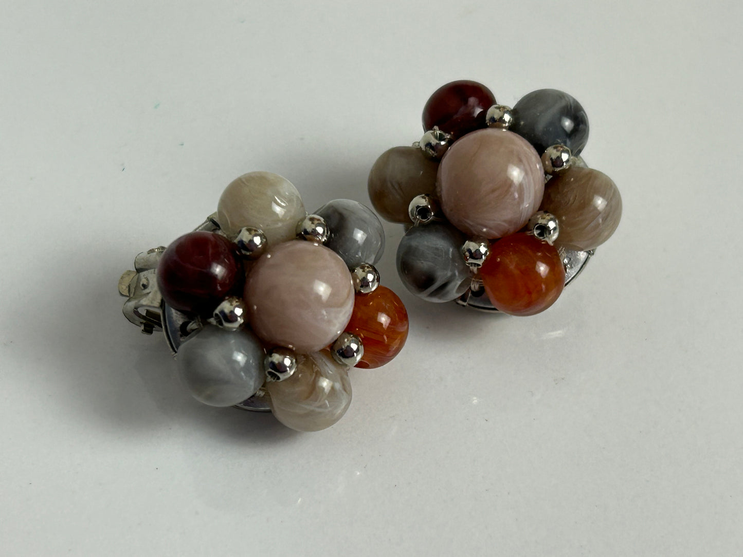 Vintage 1960s Silver Tone Scottish Celtic Bead Flower Clip On Earrings