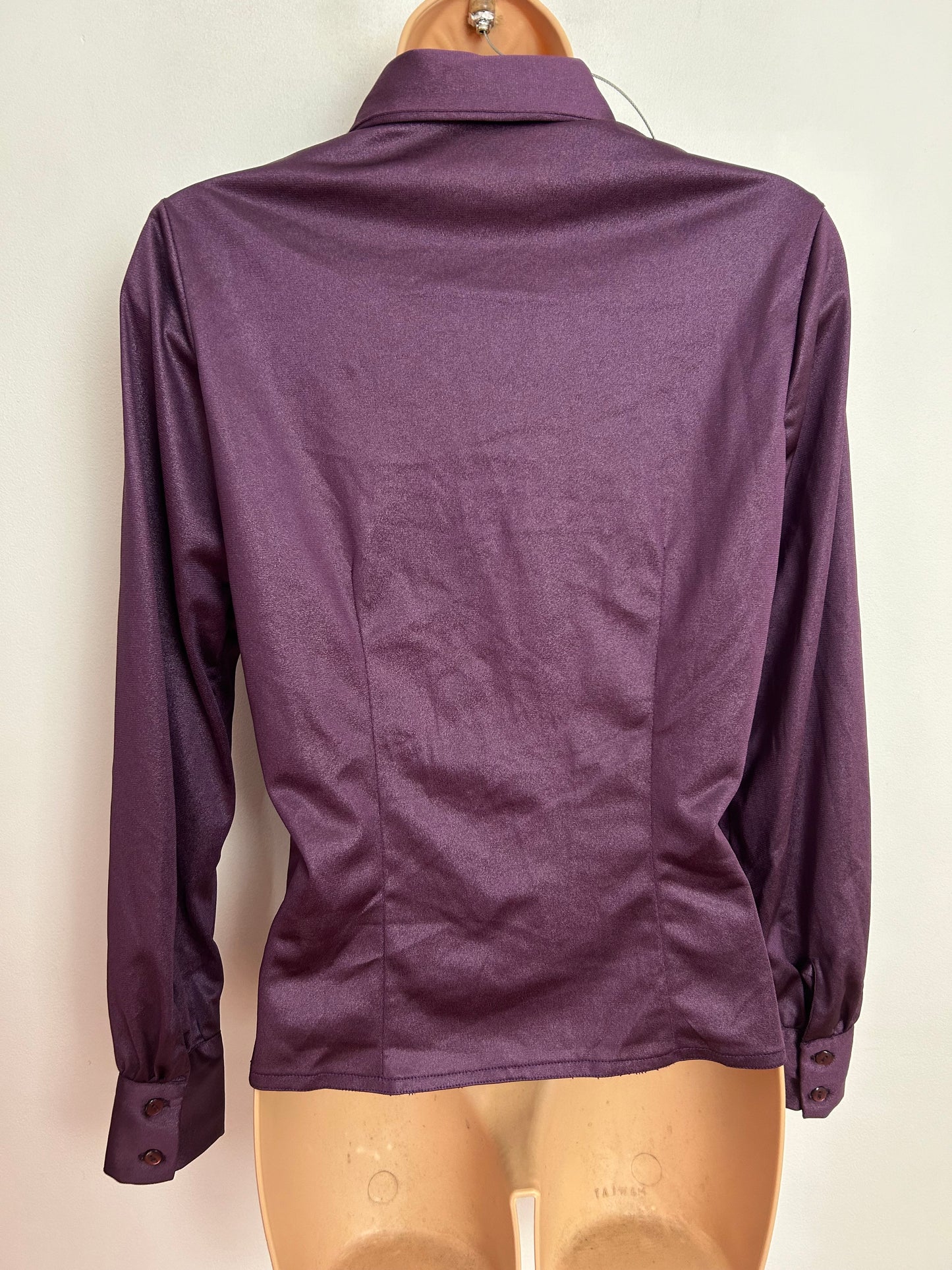 Vintage 1970s WELKUT UK Size 10 Plum Purple Dagger Collar Long Sleeve Shirt