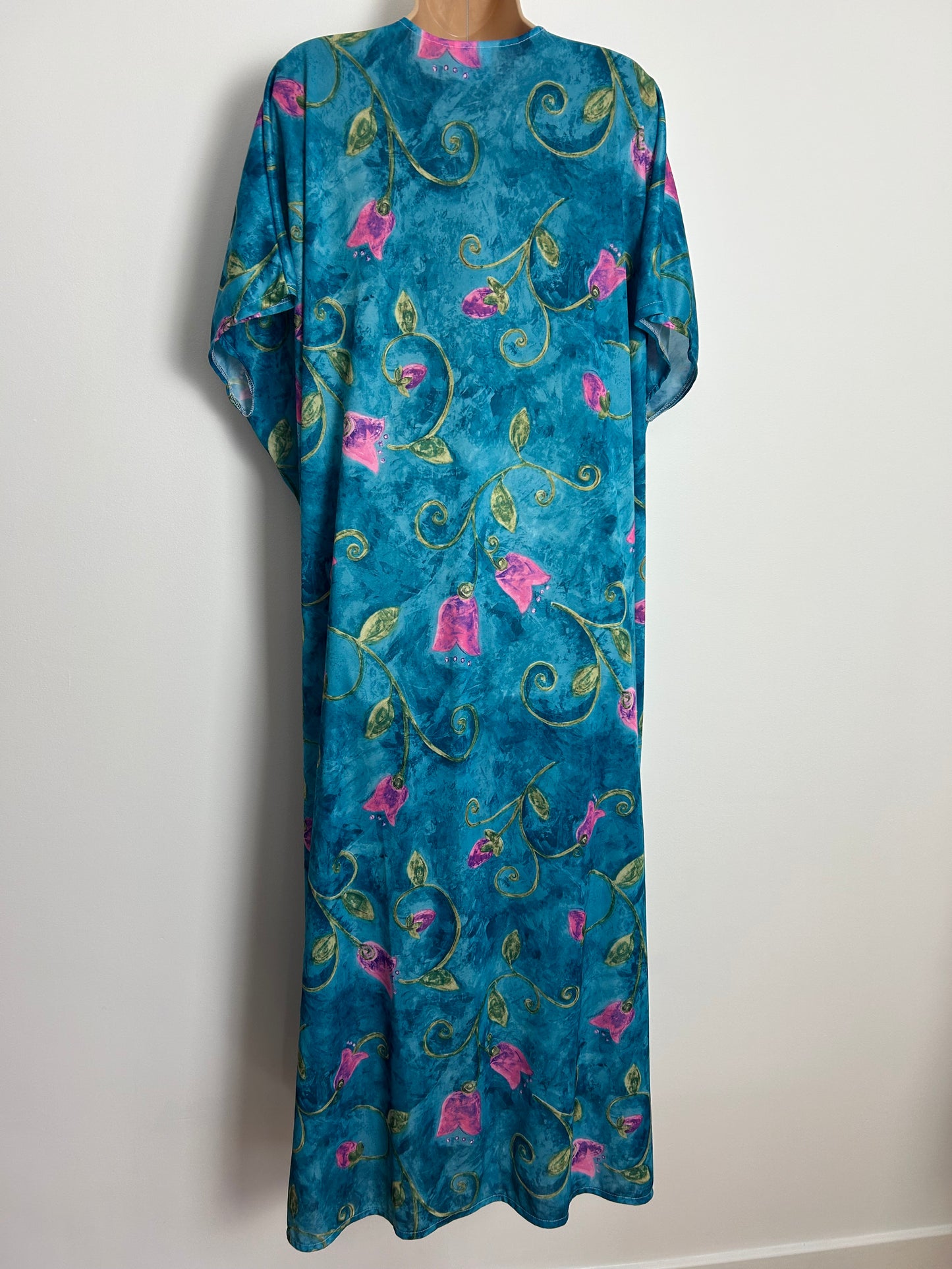 Vintage One Size Turquoise Pink & Green Floral Print Short Wide Sleeve Kaftan