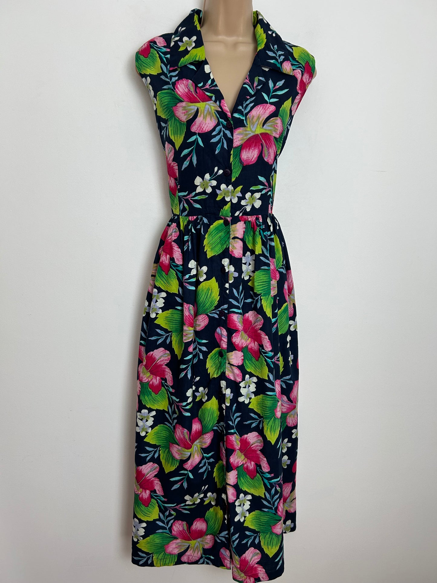 Vintage 1980s STYLED BY SAYBURY Size 12 Navy Blue & Pink Floral Hibiscus Print Cotton Summer Midi Dress