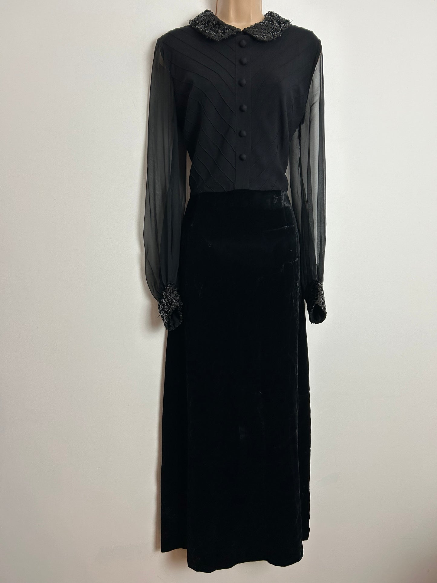 Vintage Early 1970s PETER BARRON UK Size 12 Black Velvet Rayon & Chiffon Sequin Collar & Cuffs Occasion Maxi Dress