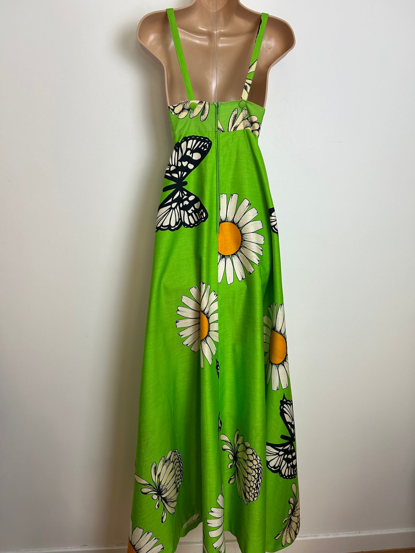 Vintage 1970s RARE FENNO SPORT FINLAND Size 10 Lime Green Butterfly & Daisy Print Cotton Maxi Dress
