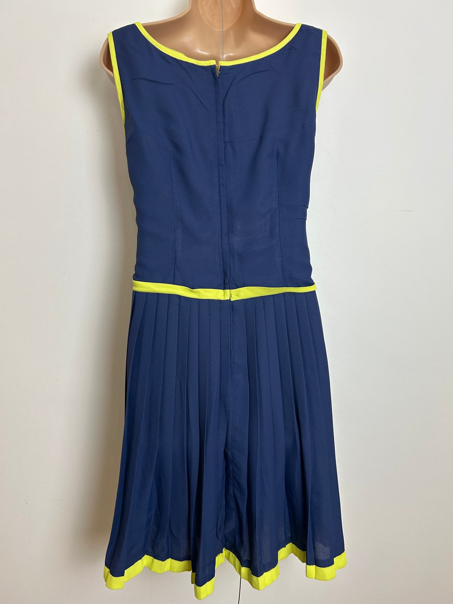 Vintage 1960s SAL MILLER OF MELBOURNE Size 8-10 Navy Blue & Chartreuse Yellow Trim Pleated Mod Dress