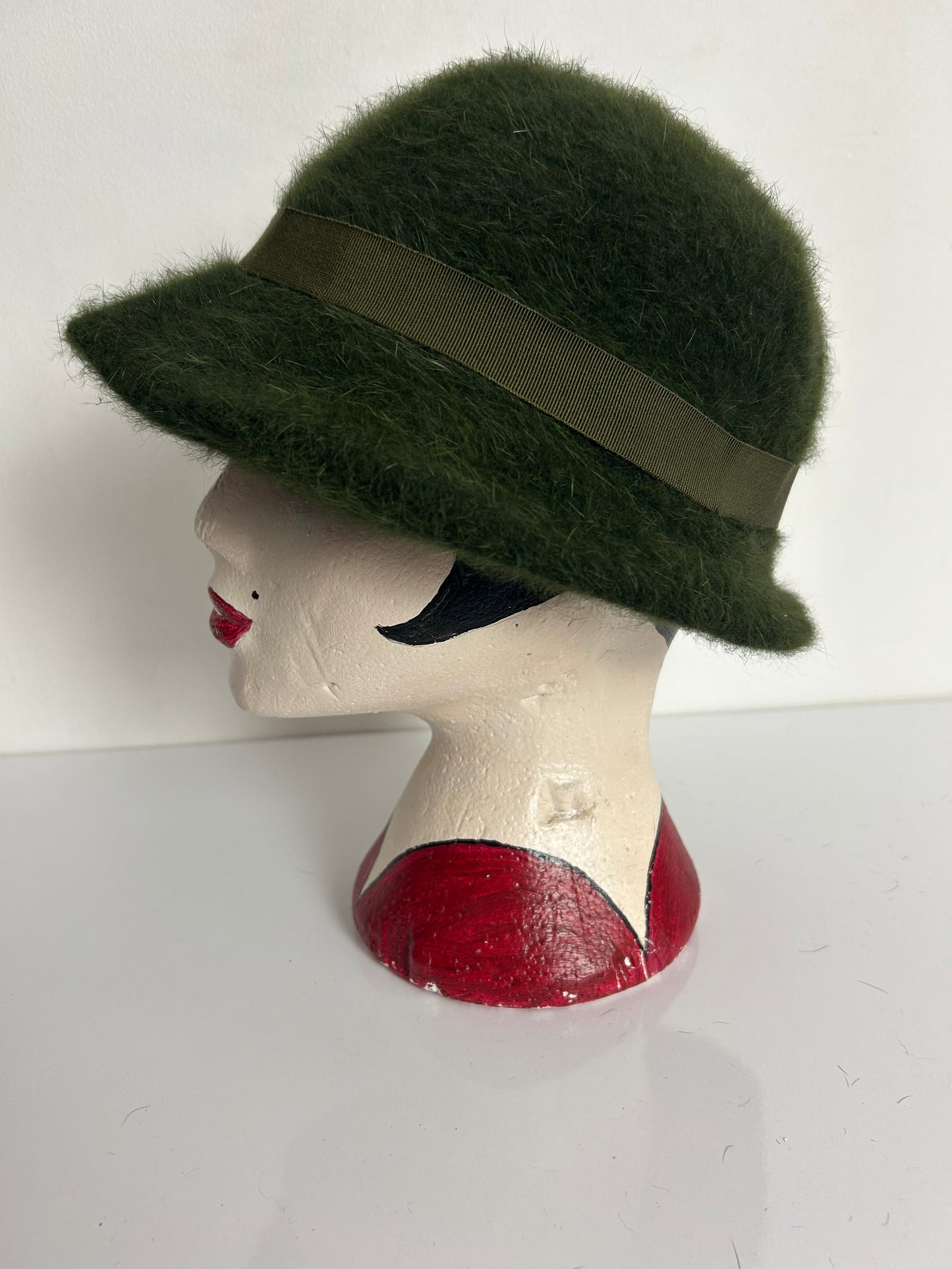 Vintage PIERRE LAULHERE PARIS Dark Green Angora & Wool Mix Hat