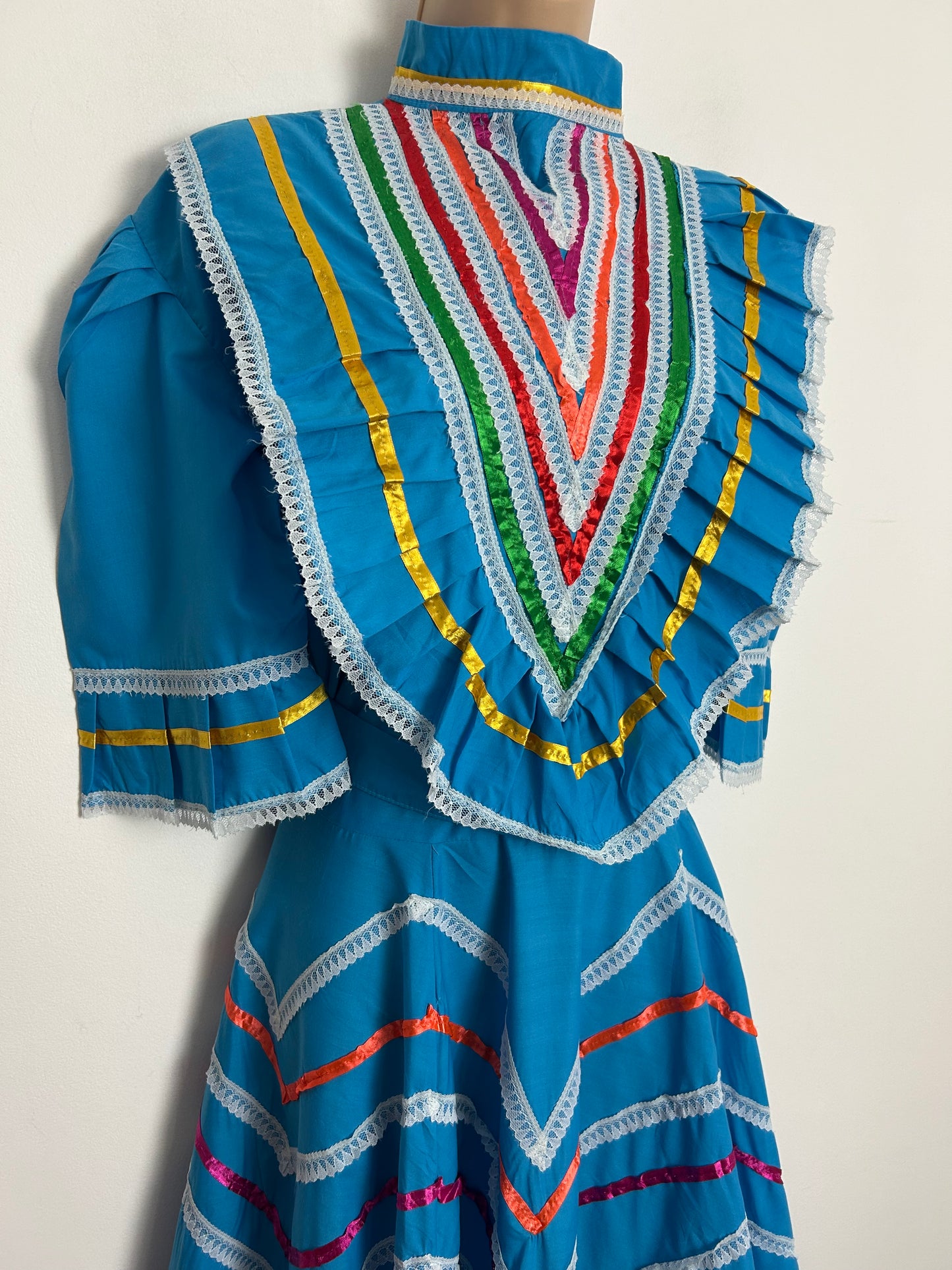 Vintage 1980s CLASSICOS Size 16 Blue Ribbon & Lace Trim Full Circle Mexican Patio Dress