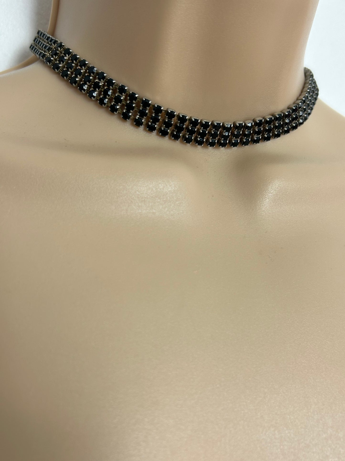 Vintage Silver Tone Paste Black Diamante Stone Set Choker Necklace