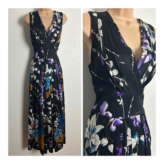 Vintage 1970s Size 8-10 BERKERTEX MAYFAIR Black White Tan & Purple Floral Iris Print Pleated Maxi Dress