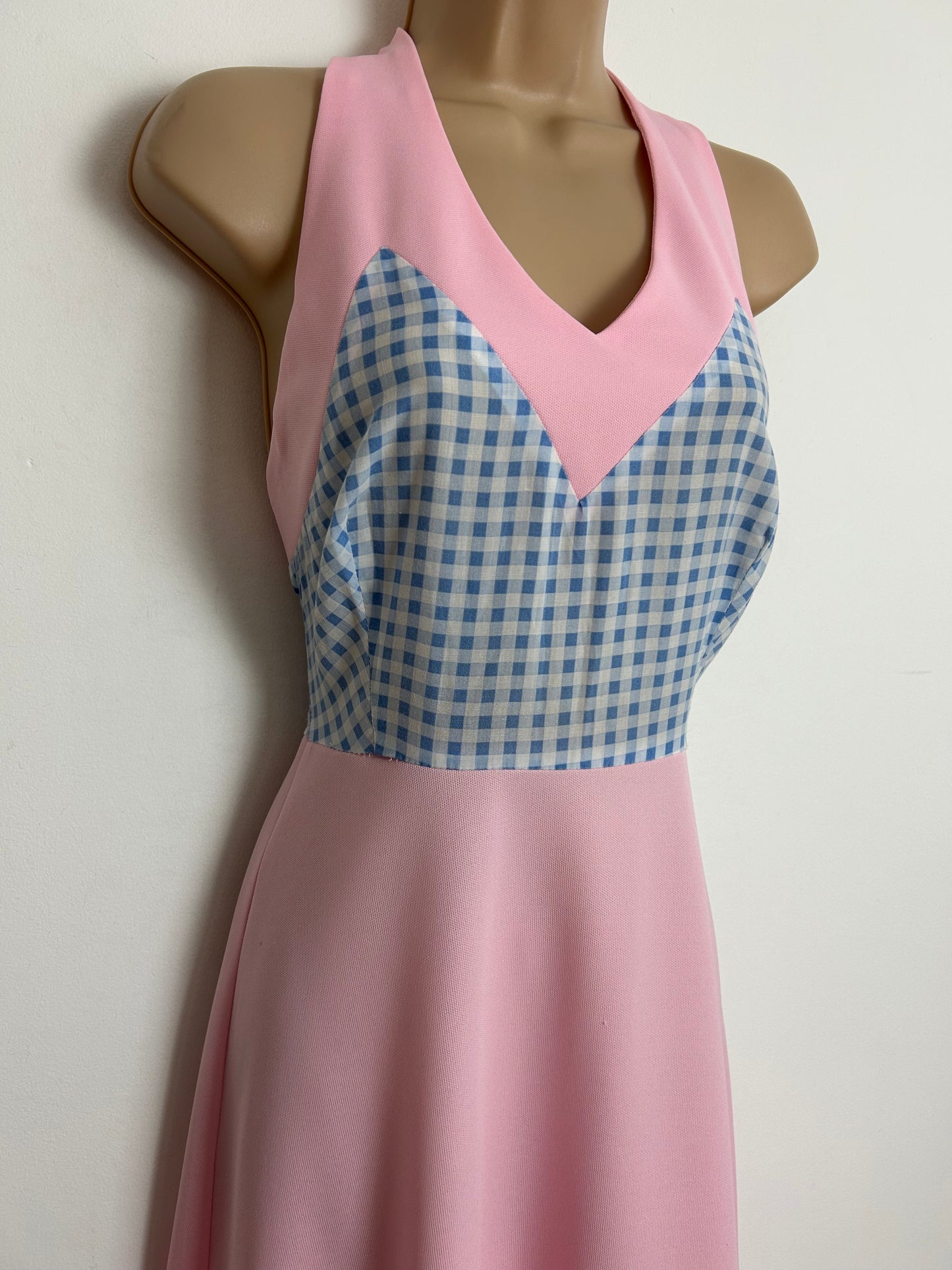 Vintage 1970s Size 8 Pink Blue & White Gingham Check Halter Neck Summer Maxi Dress