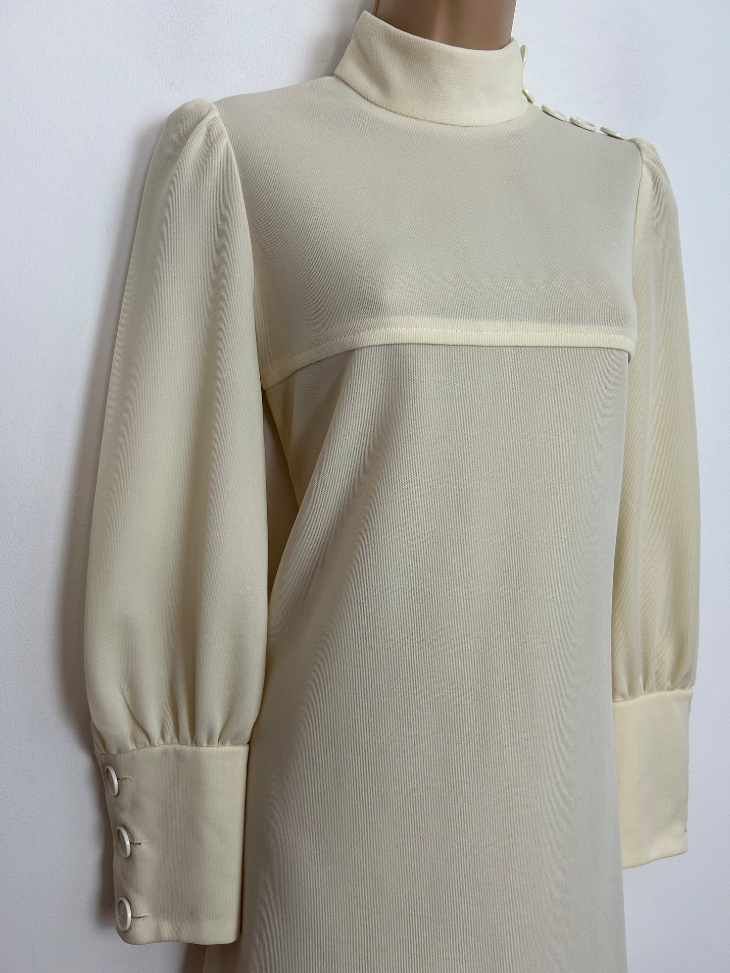 Vintage 1970s UK Size 8-10 Cream Long Sleeve Button Shoulder Mini Mod Shift Dress