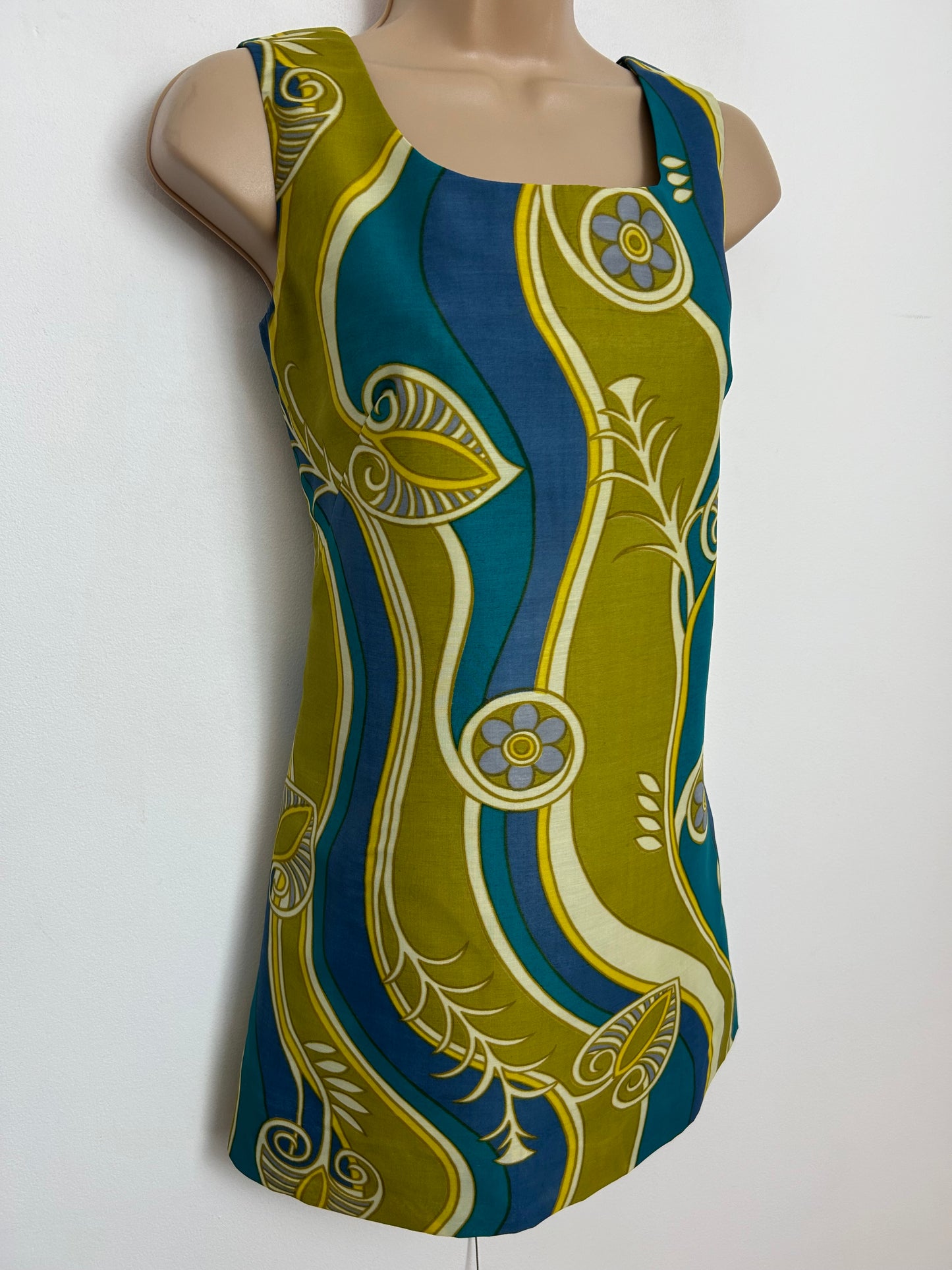 Vintage 1960s Size 8 Teal Olive & Blue Abstract Print Sleeveless Mini Mod Shift Dress