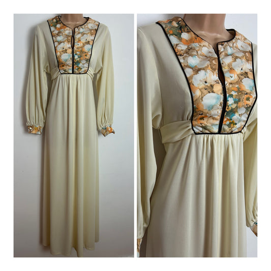 Vintage 1970s Size 8 Cream Floral Bodice Long Sleeve Tie Back Boho Maxi Dress