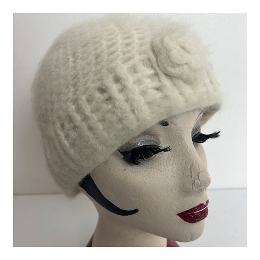 Vintage C&A Handcrafted Cream Soft Fluffy Angora Mix Beanie Winter Hat