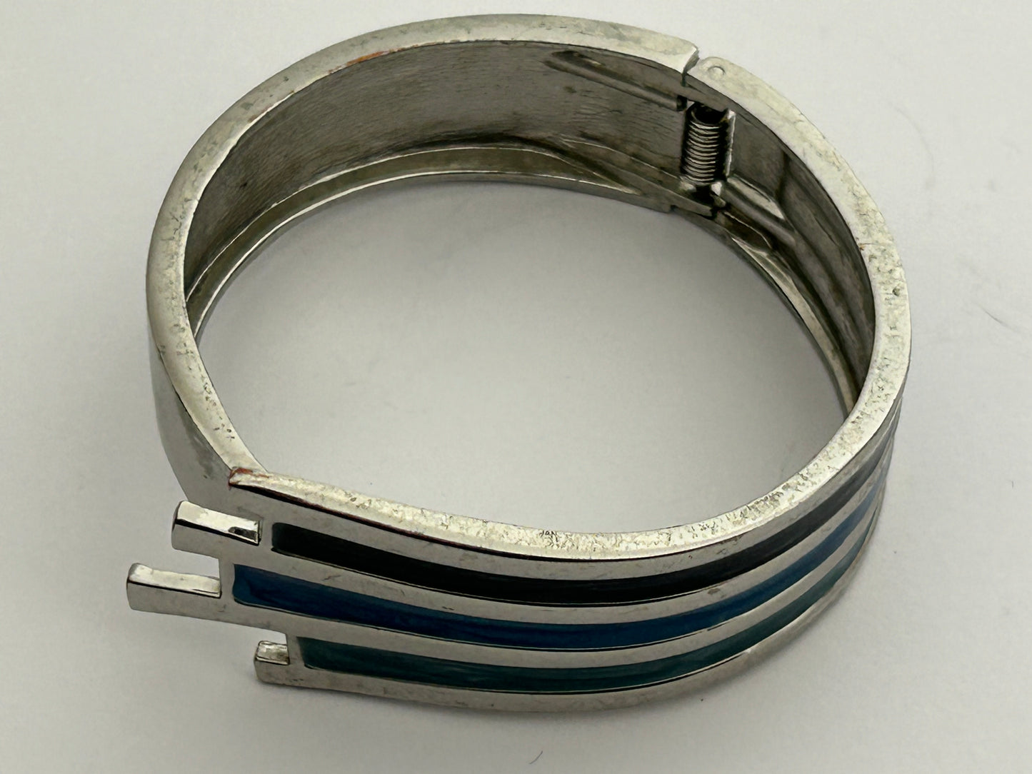 Vintage 1970s Silver Tone & Blue Enamel Modernist Hinged Clamper Bangle/Bracelet