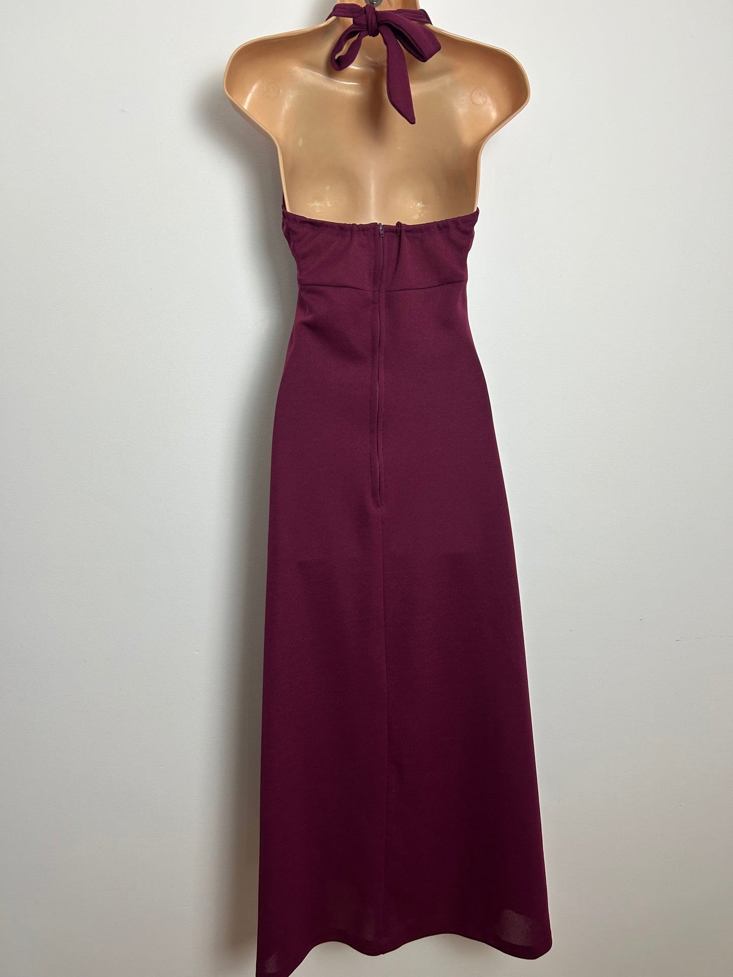 Vintage 1970s MISS DEVONSHIRE Size 6-8 Burgundy Collared Halter Neck Open Back Maxi Dress