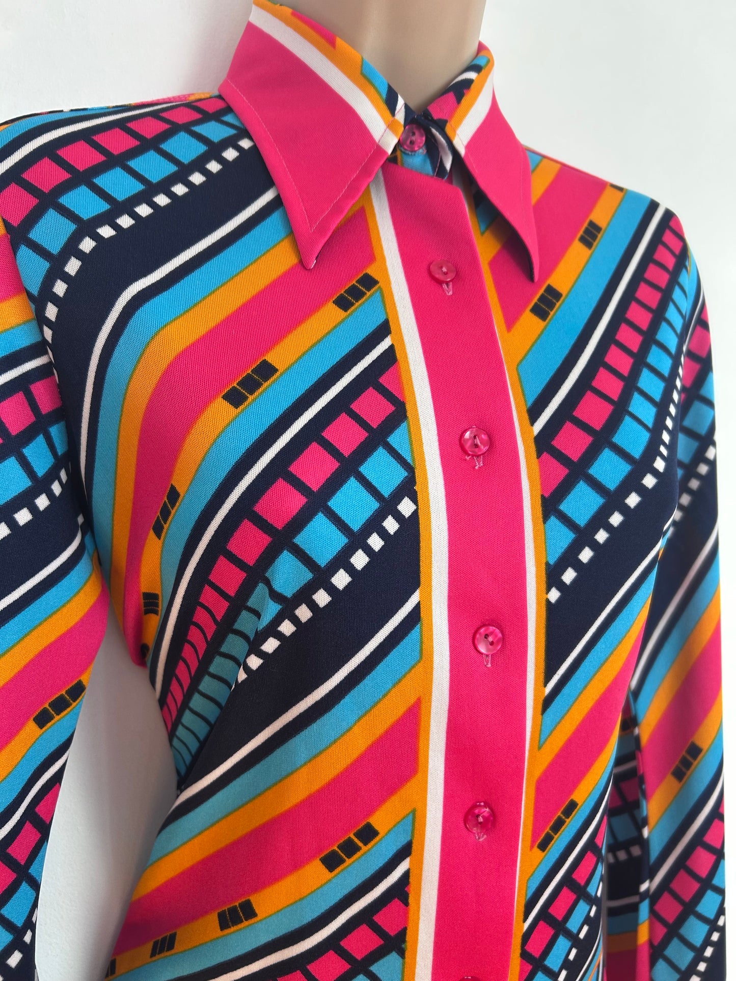 Vintage 1970s Size 10-12 JERSEY MASTERS Hot Pink Orange Turquoise &Navy Blue Stripe Long Sleeve Shir
