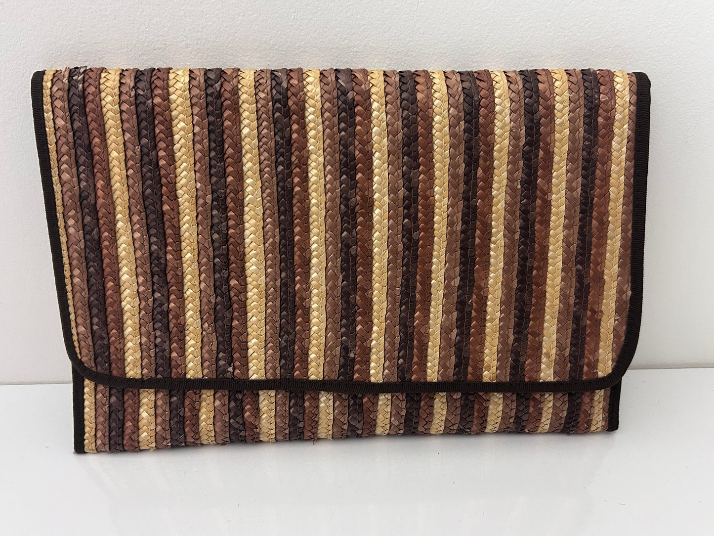 Vintage 1960s VALERIE MADE IN ITALY Brown Tones Straw Envelope Clutch Handbag