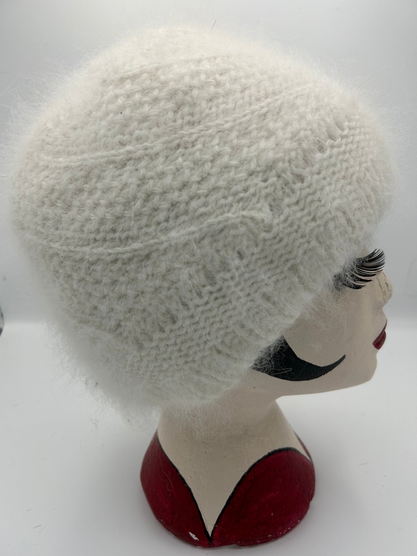 Vintage 1980s Winter White Chunky Super Soft 70% Angora Mix Beanie Style Winter Hat