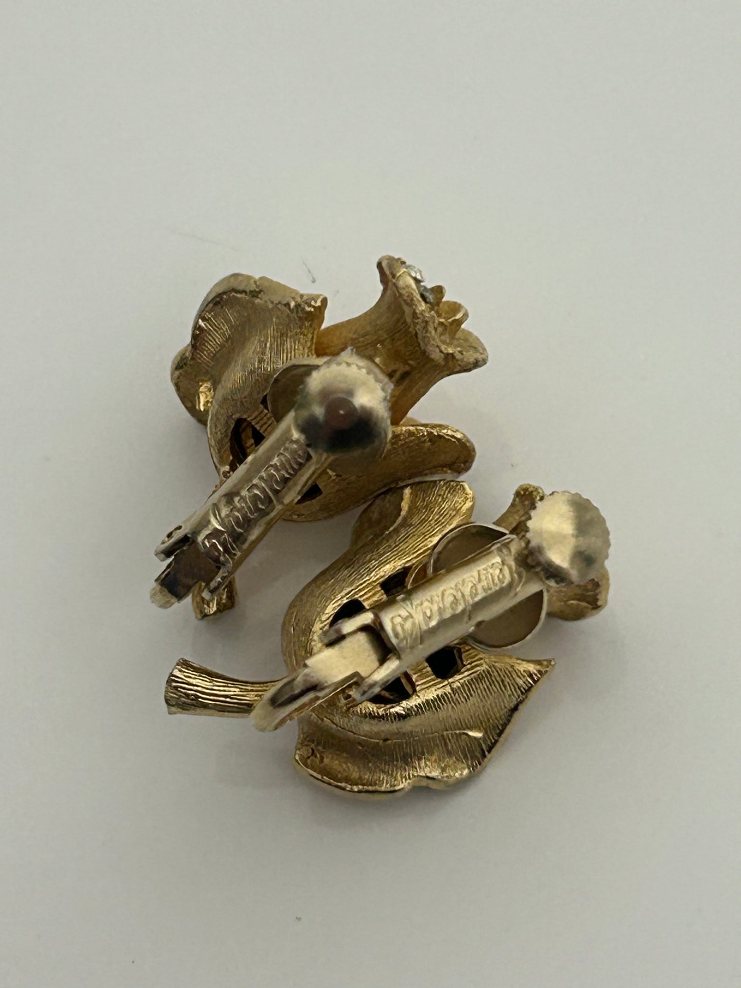 Vintage 1960s JEWELCRAFT Gold Tone Rose Bud Diamante Set Clip On Earrings