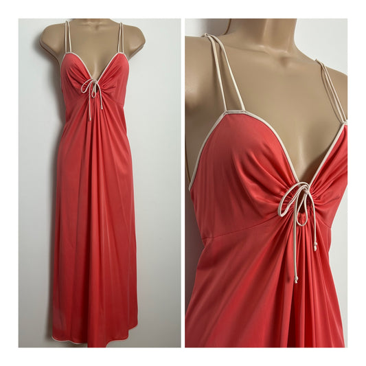 Vintage 1970s Size 8 VASSARETTE Coral Double Strap Pull Tie Detail Nylon Maxi Nightie