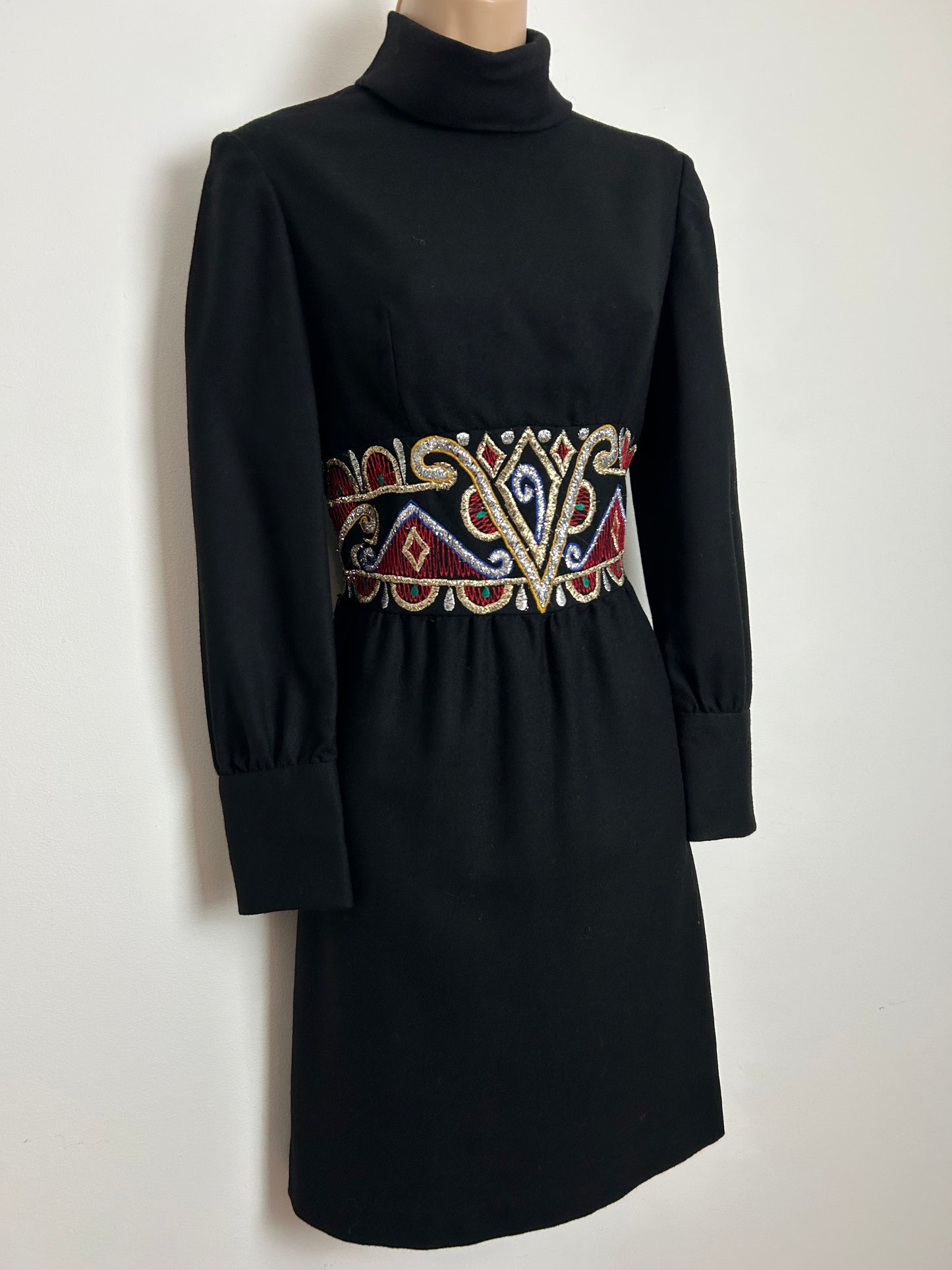 Vintage 1960s Size 8 Black Wool Mix Embroidered Waist Detail Long Sleeve Occasion Dress
