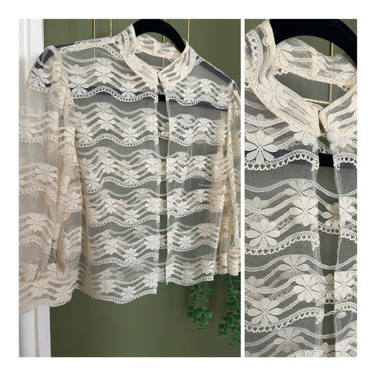 Vintage 1960s Size 12 Beautiful Cream Lace Net 3/4 Sleeve Semi Sheer Blouse Top