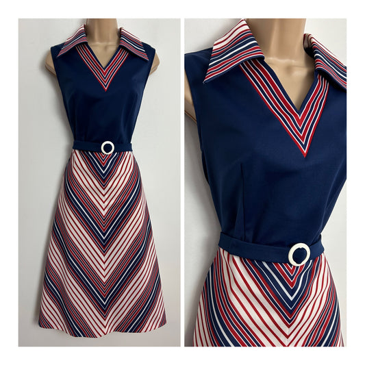 Vintage 1970s Size 12 Navy Blue Red & White Chevron Stripe Print Wide Collared Sleeveless Belted Mod Dress