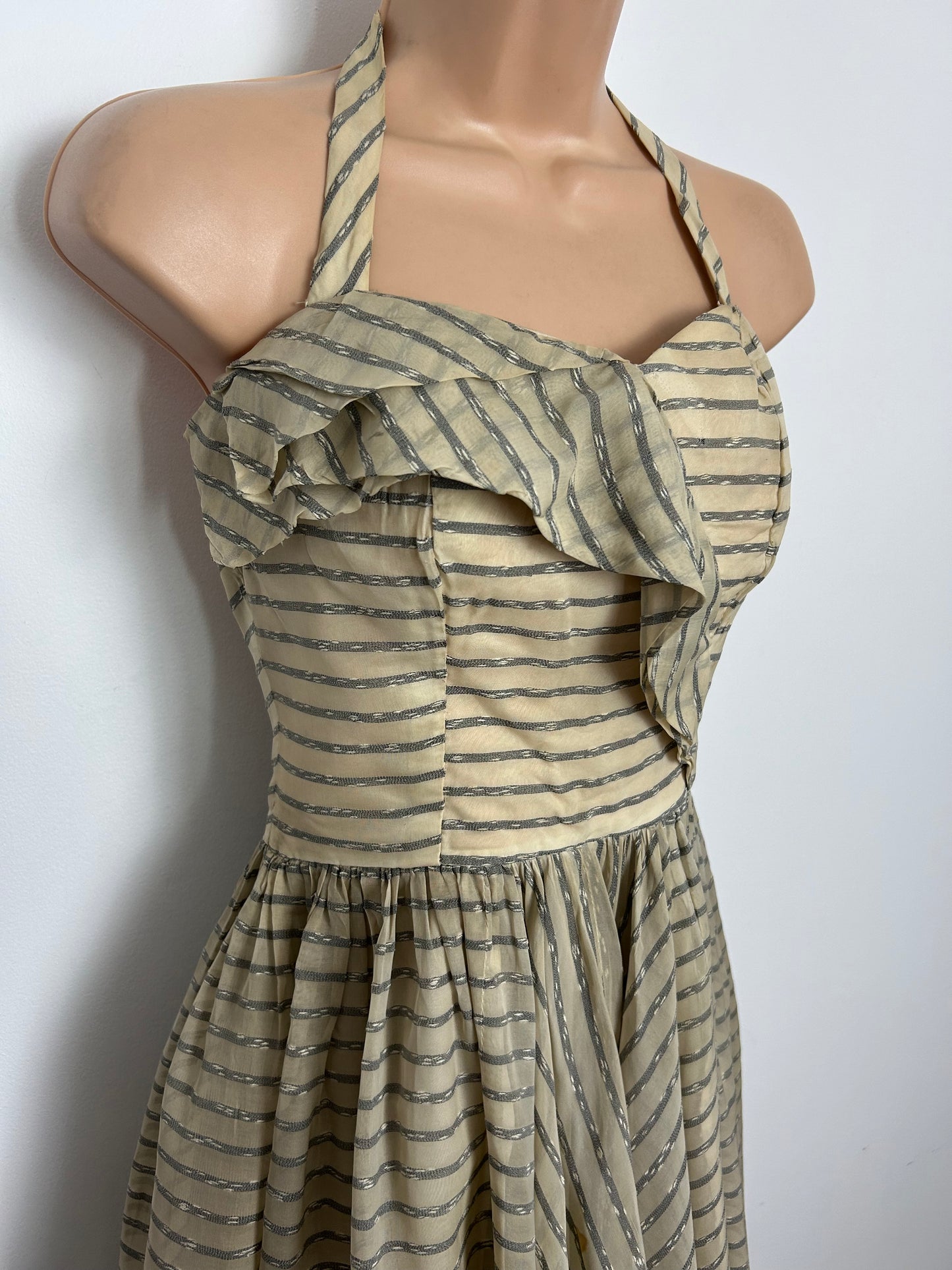 Vintage 1950s Size 8 Beige & Grey Stripe Halterneck Boned Party Prom Occasion Dress